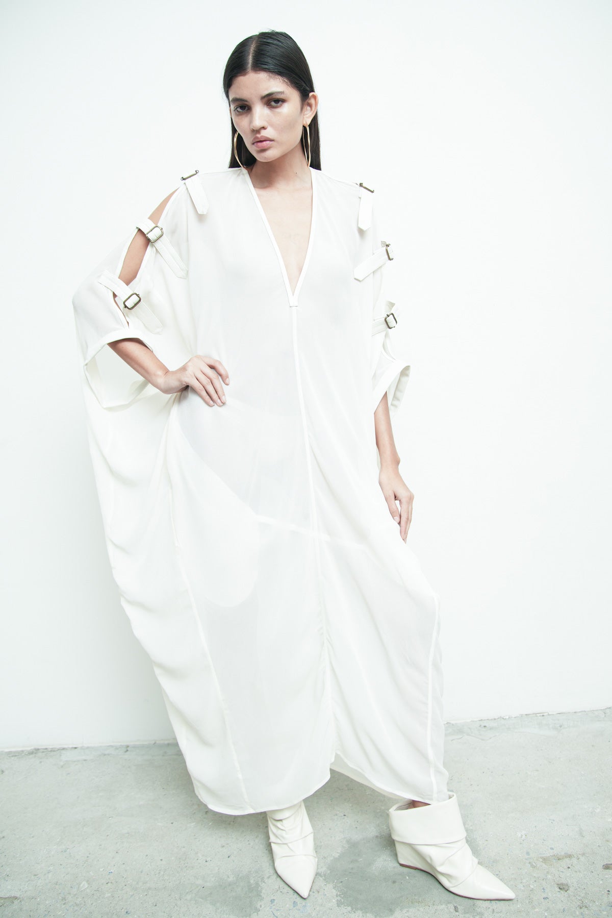 files/NicholasK-SD-661-SterlingDress-OffWhite-01.jpg