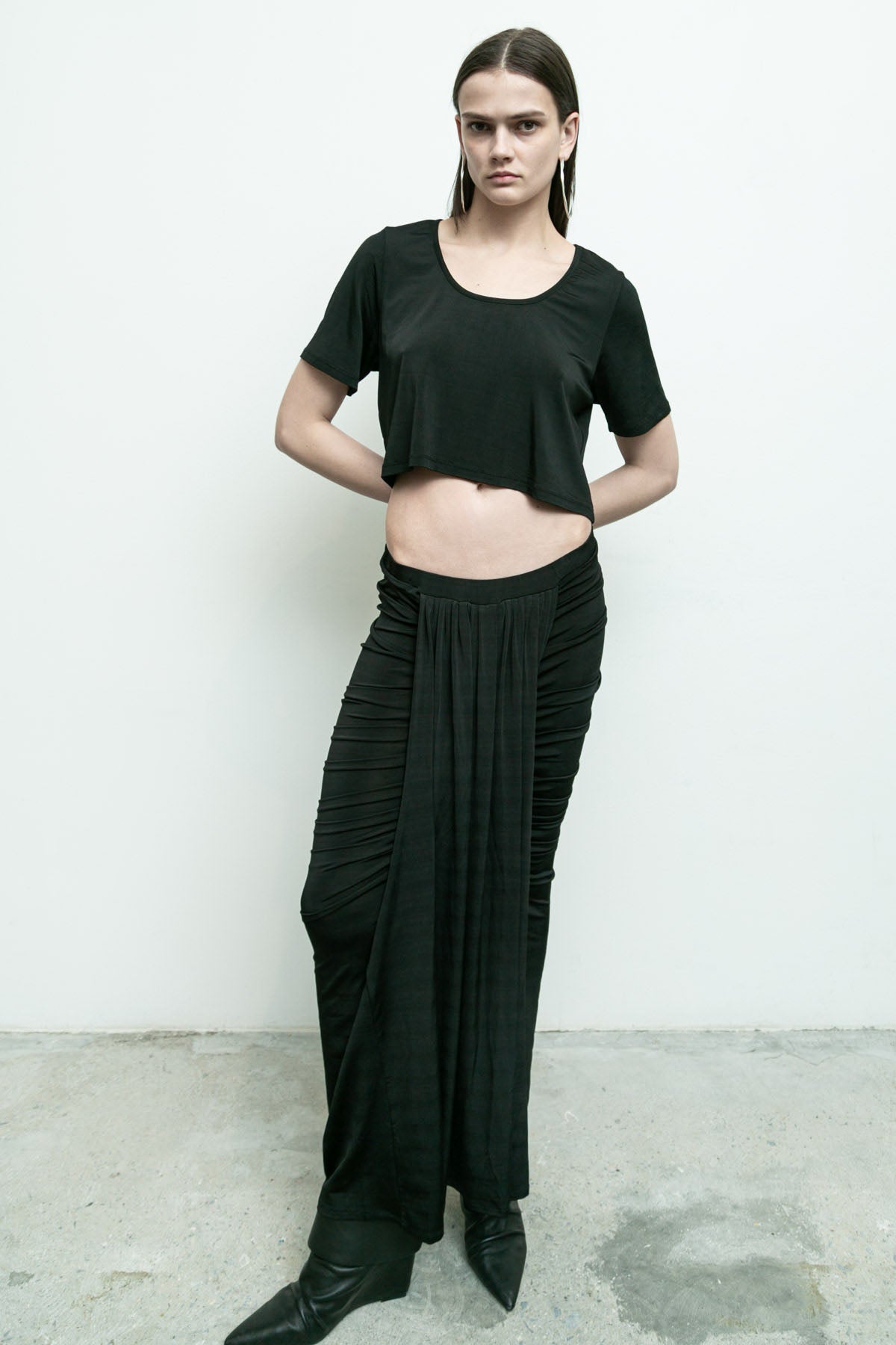 files/NicholasK-SK-077-ZaffarSkirt-Black-07.jpg