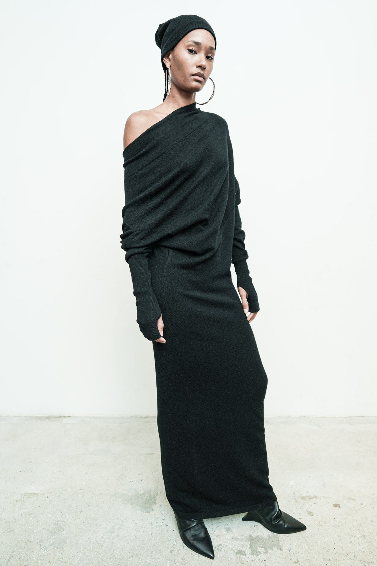 files/NicholasK-SW-363K-ReversibleSweaterDress-Black-08.jpg