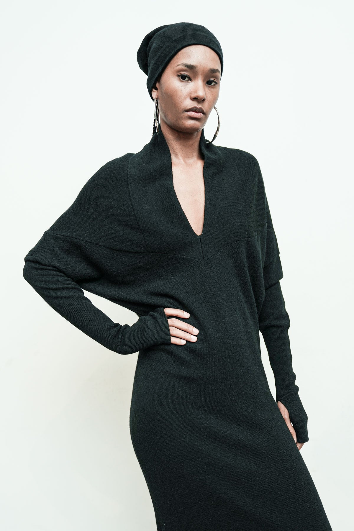 files/NicholasK-SW-363K-ReversibleSweaterDress-Black-A-220C-BaoBeanie-Black-04.jpg