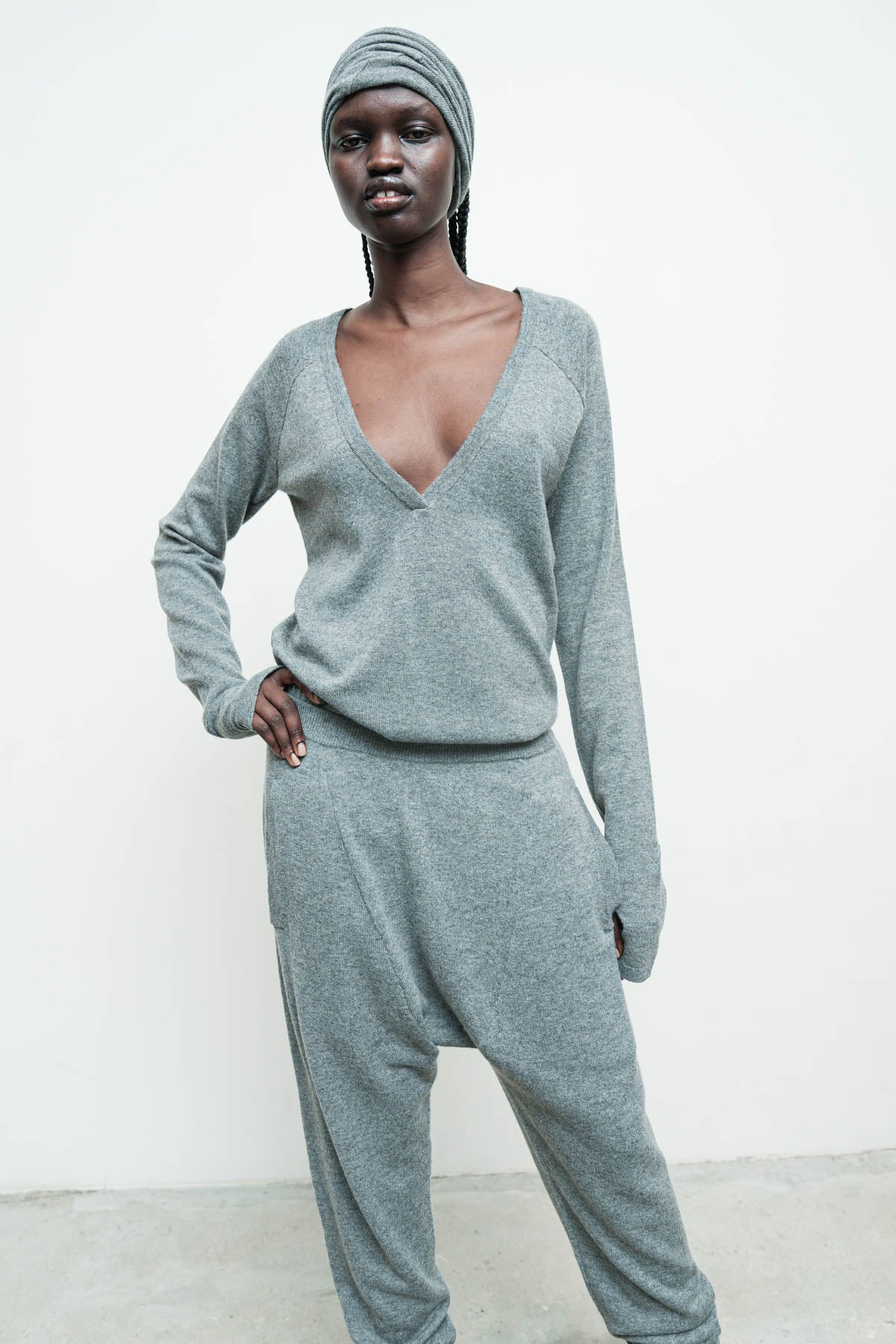 files/NicholasK-SW-408B-ReversibleLowVSweater-GreyHeather-01.jpg