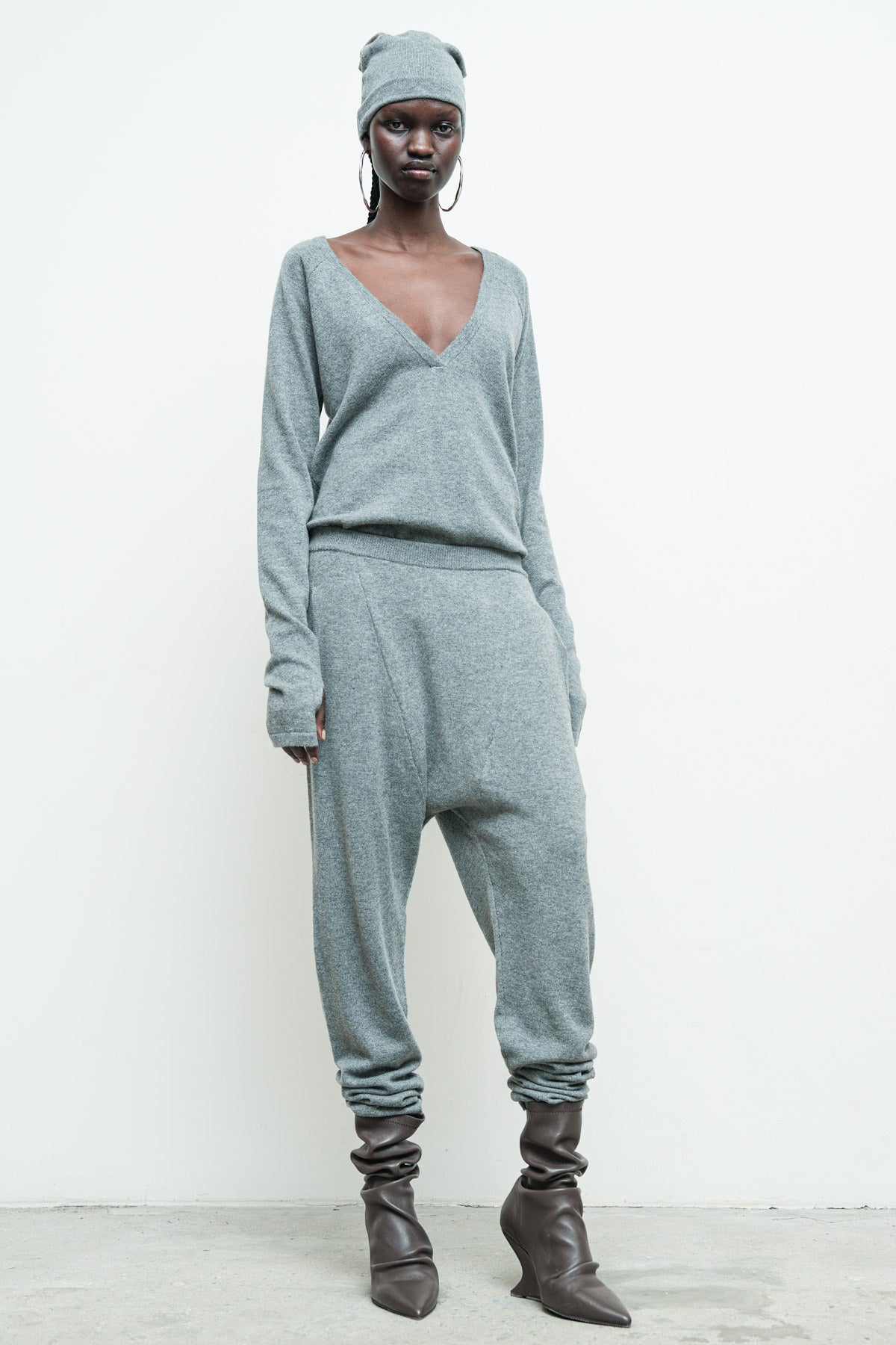 files/NicholasK-SW-408B-ReversibleLowVSweater-GreyHeather-03.jpg