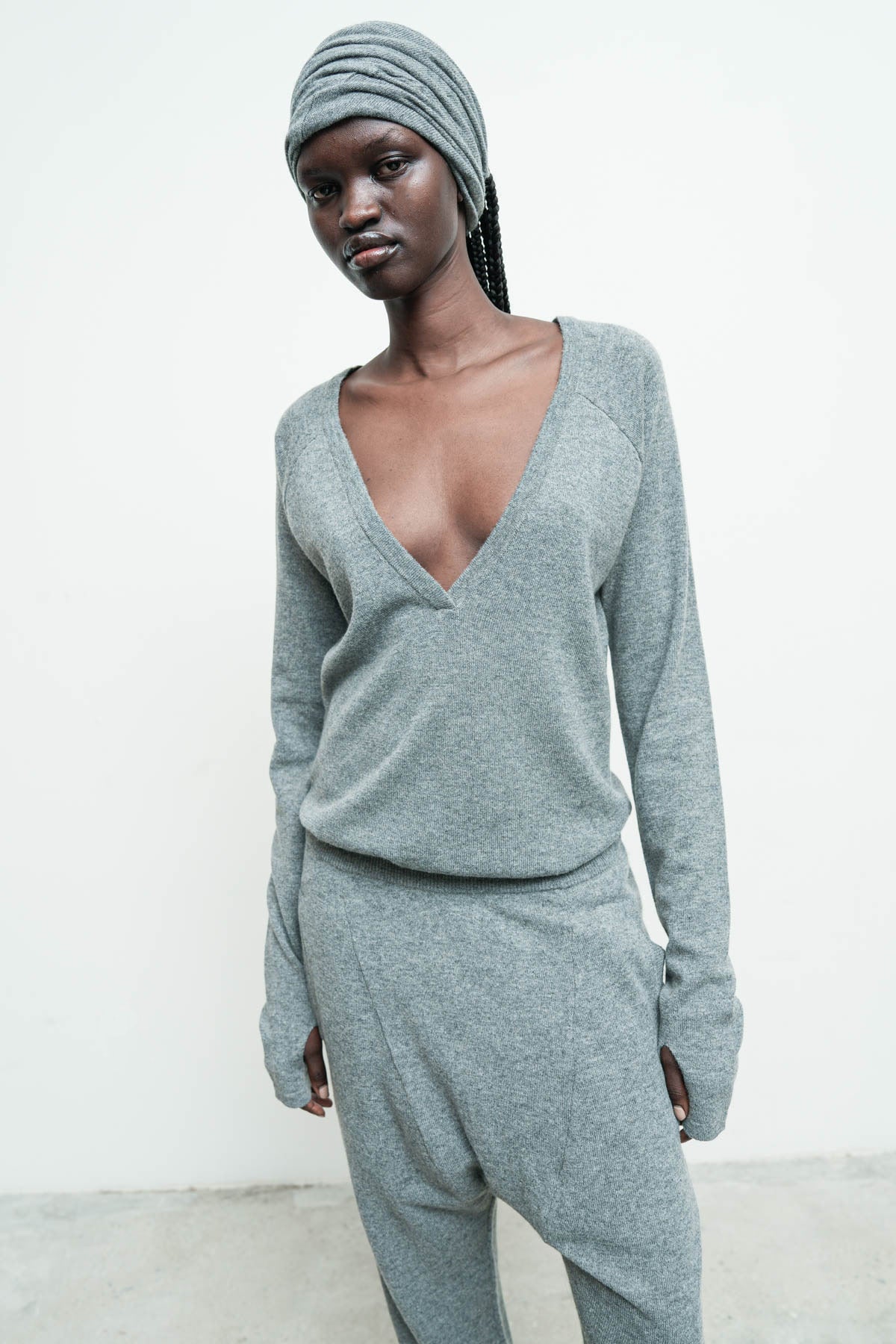 files/NicholasK-SW-408B-ReversibleLowVSweater-GreyHeather-04.jpg
