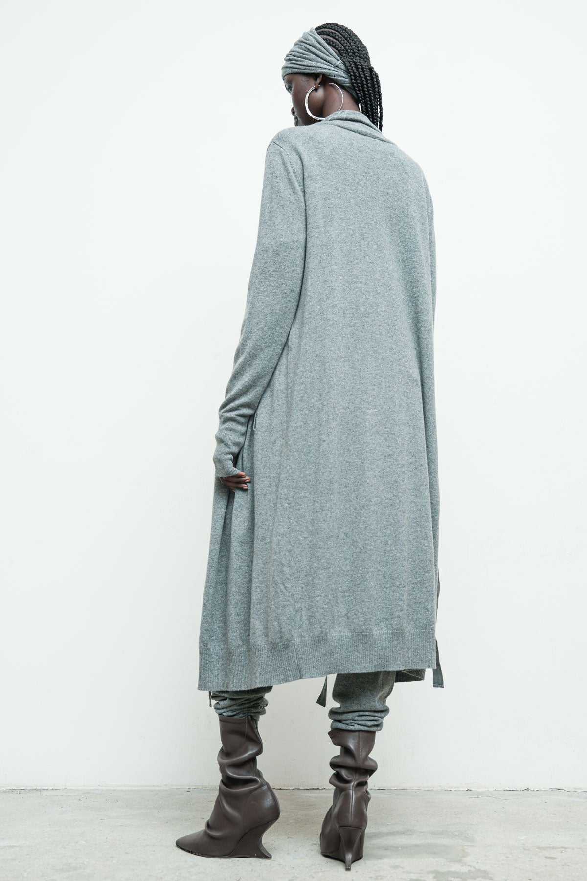 files/NicholasK-SW-451C-MalekSweater-GreyHeather-03.jpg