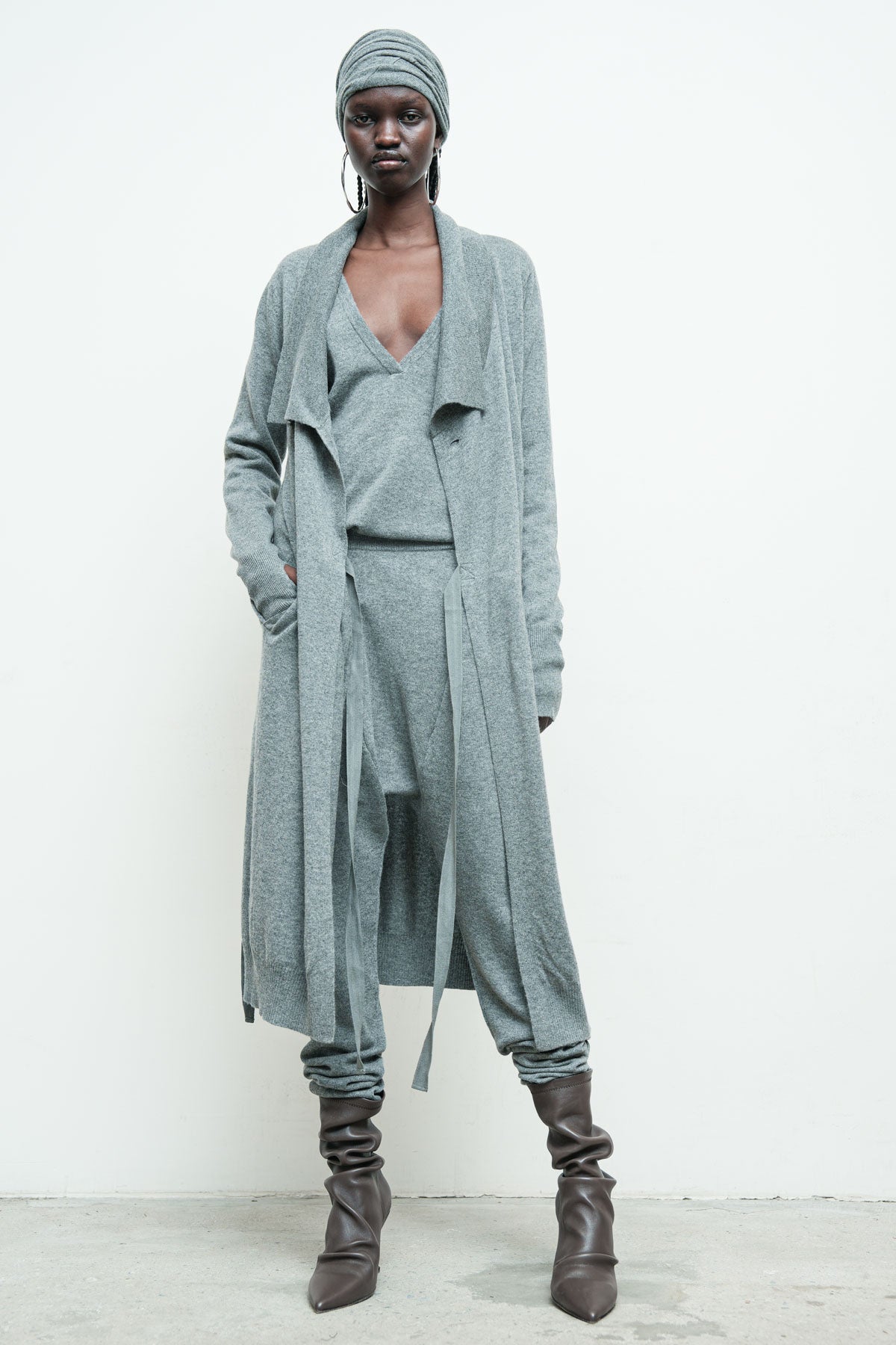 files/NicholasK-SW-451C-MalekSweater-GreyHeather-04.jpg