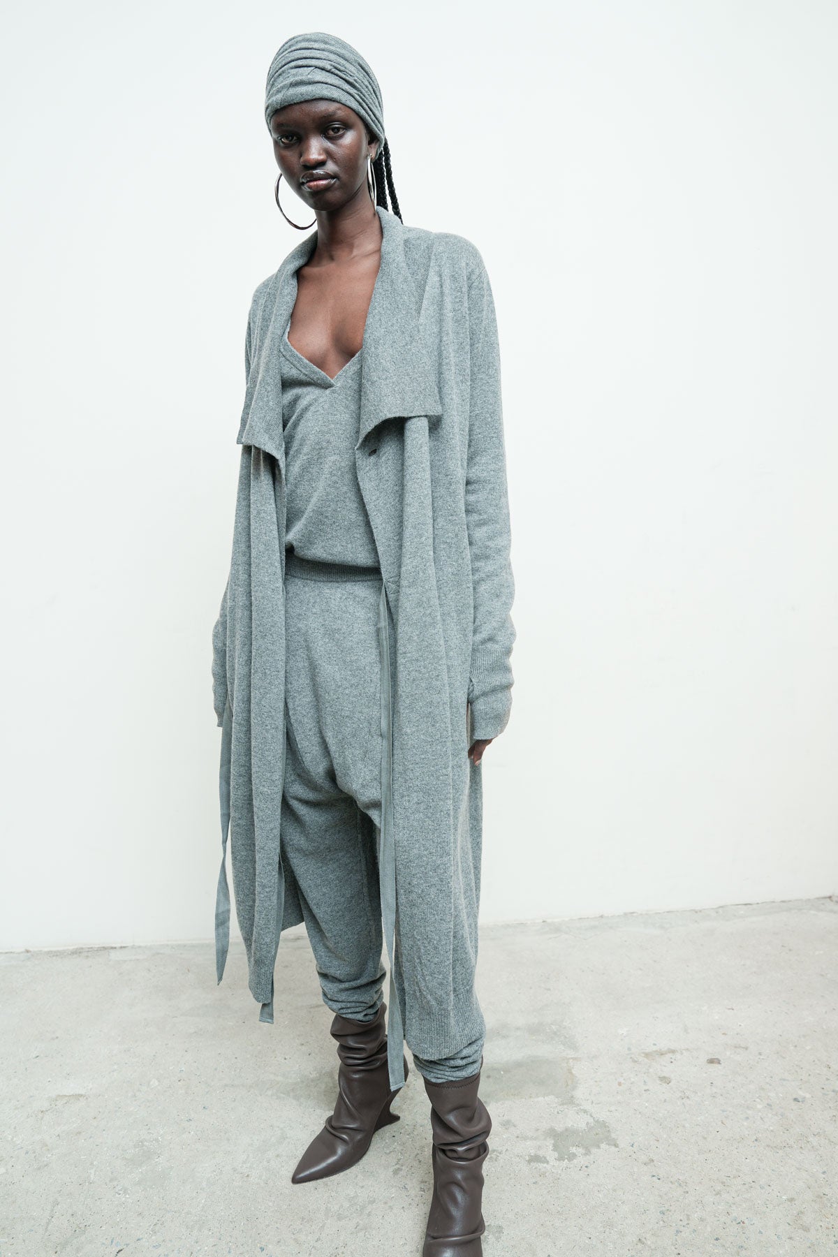 files/NicholasK-SW-451C-MalekSweater-GreyHeather-06.jpg