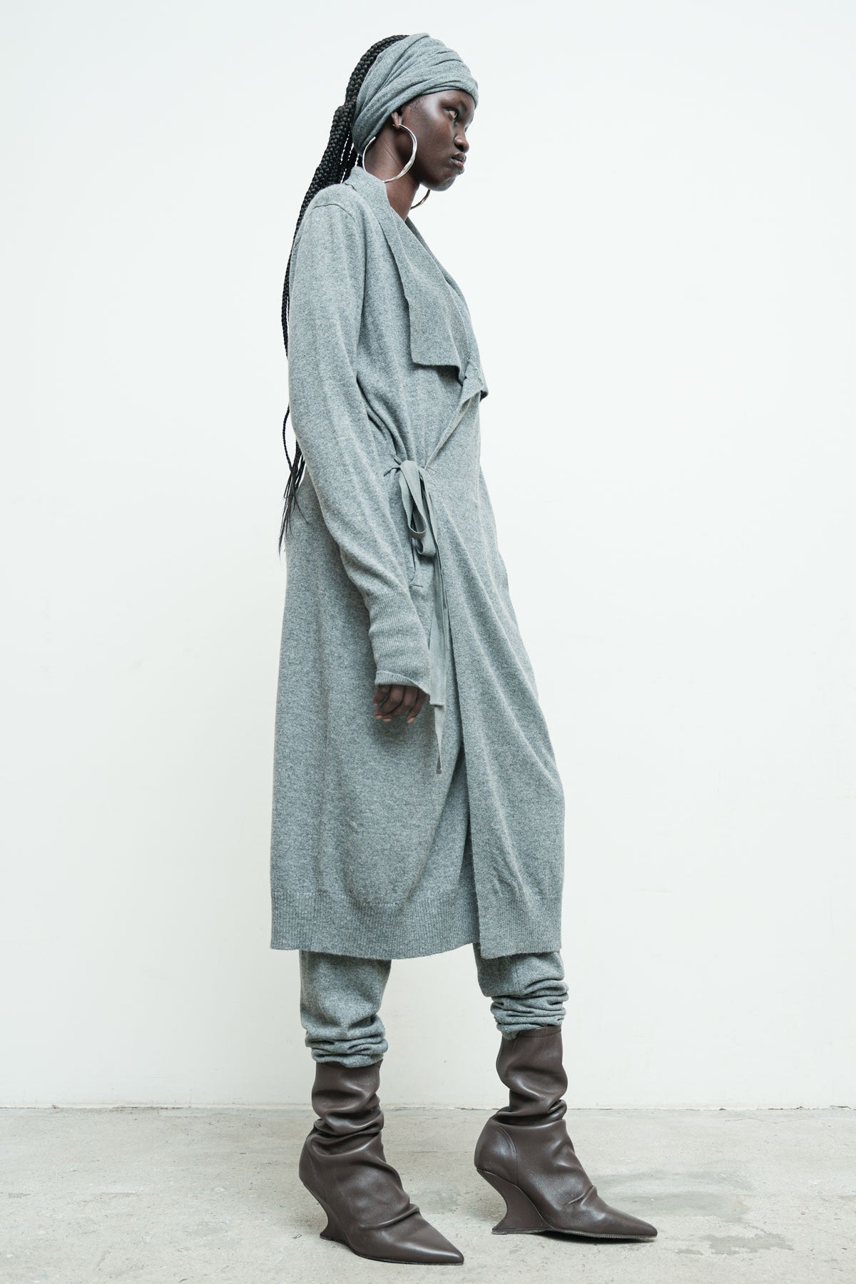 files/NicholasK-SW-451C-MalekSweater-GreyHeather-09.jpg