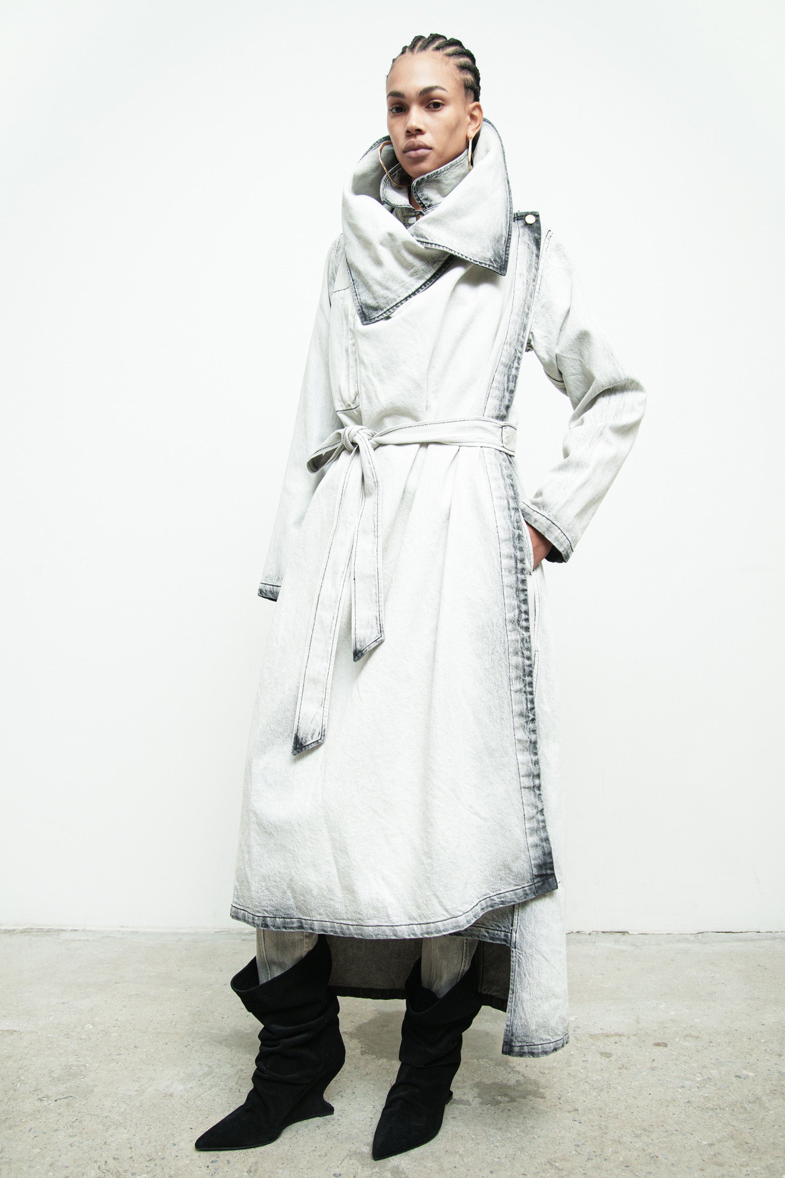 files/O-428-AnderCoat-Black-01.jpg