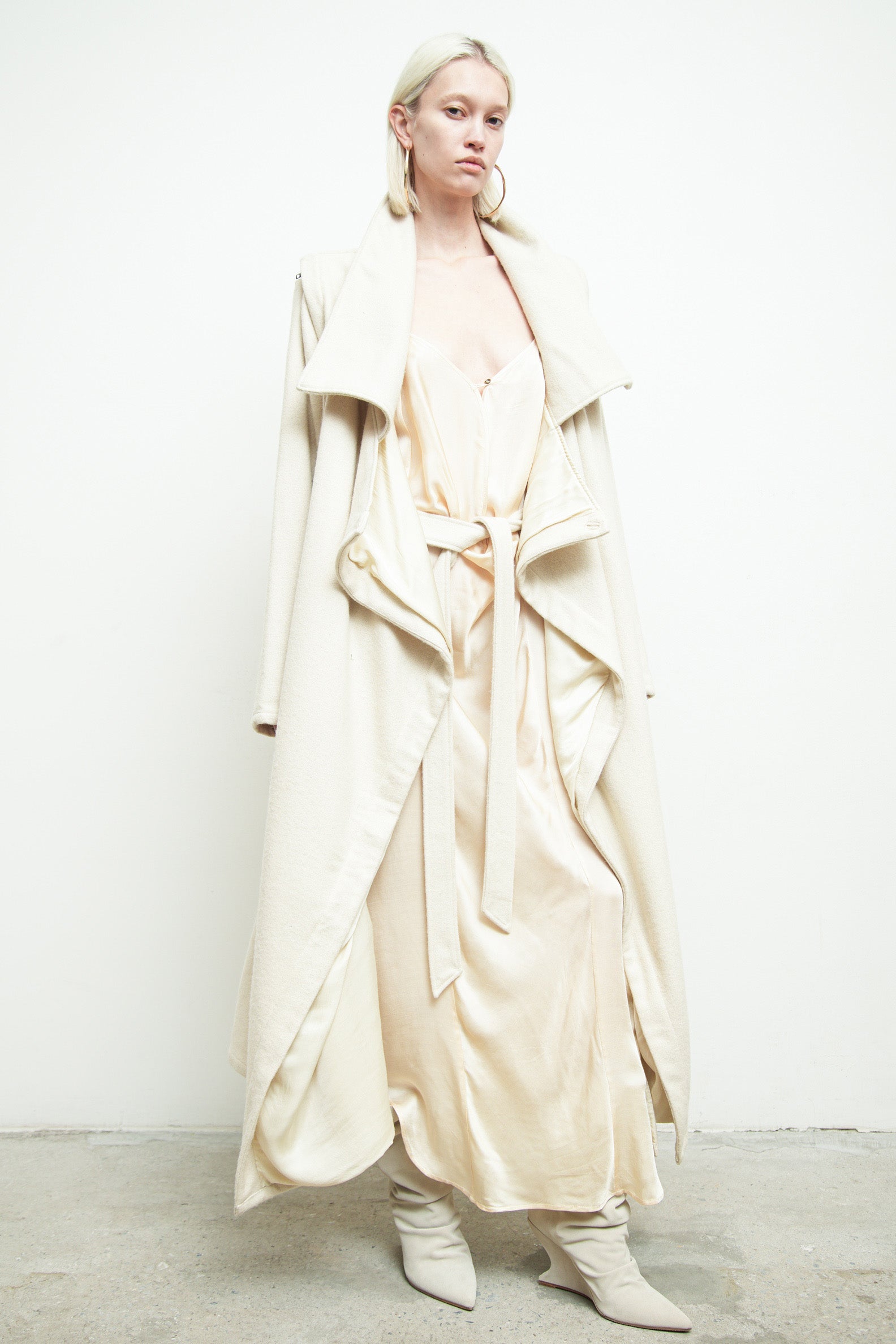 files/O-428E-AnderCoat-Beige-SD-472B-SlipDress-Limestone-011.jpg