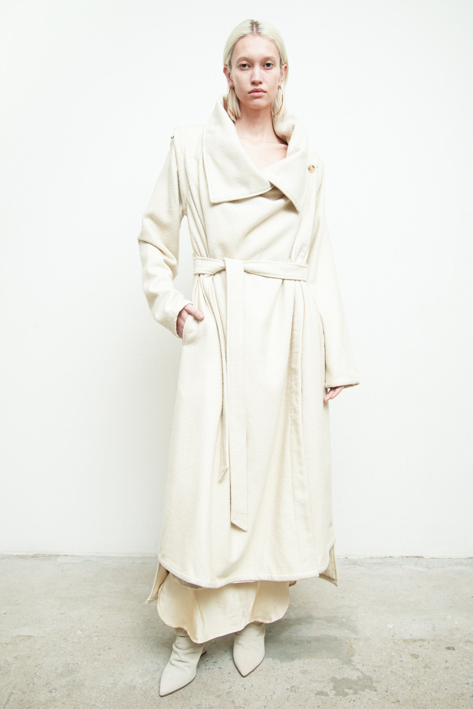 files/O-428E-AnderCoat-Beige-SD-472B-SlipDress-Limestone-05.jpg