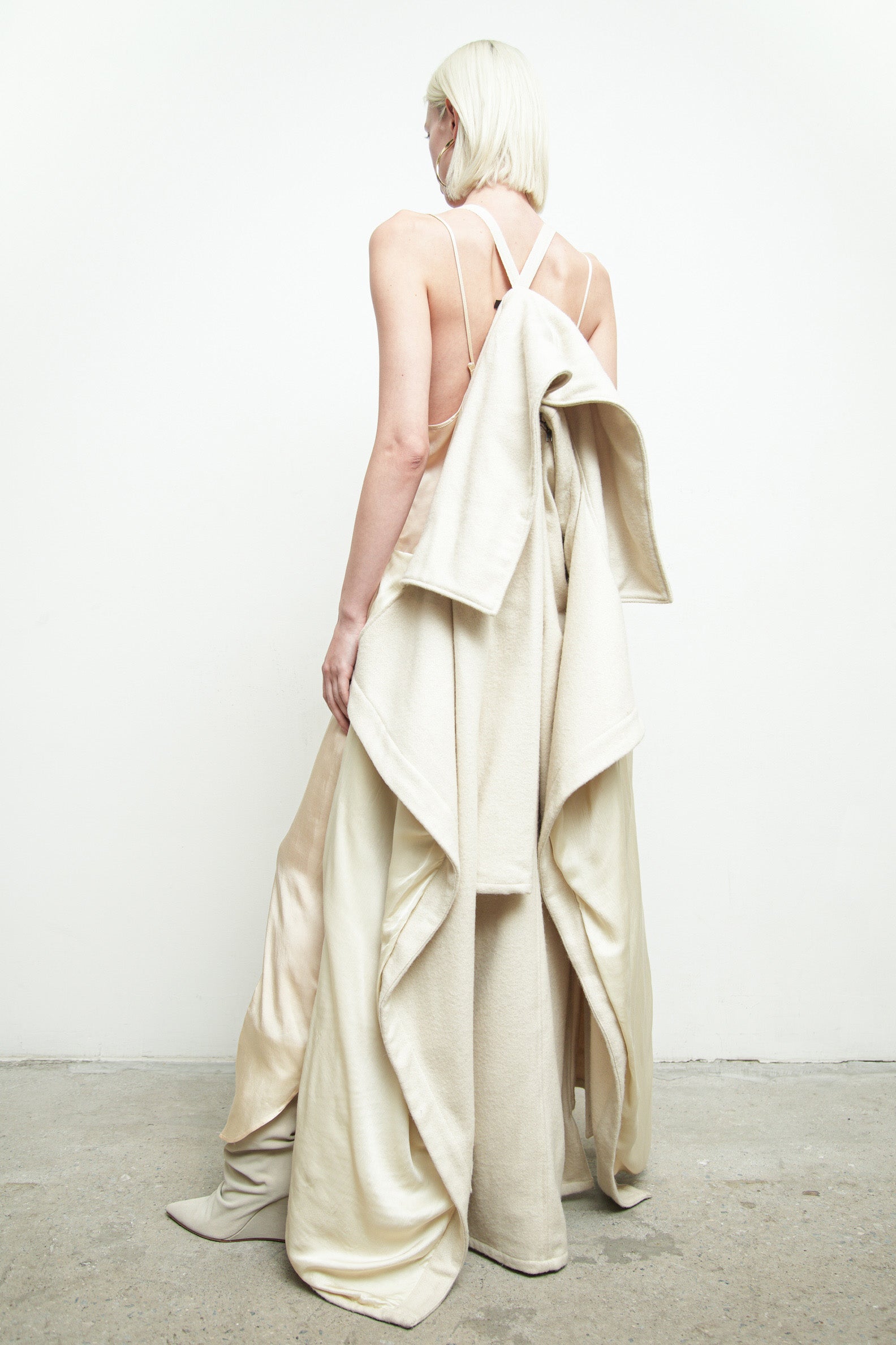 files/O-428E-AnderCoat-Beige-SD-472B-SlipDress-Limestone-08.jpg
