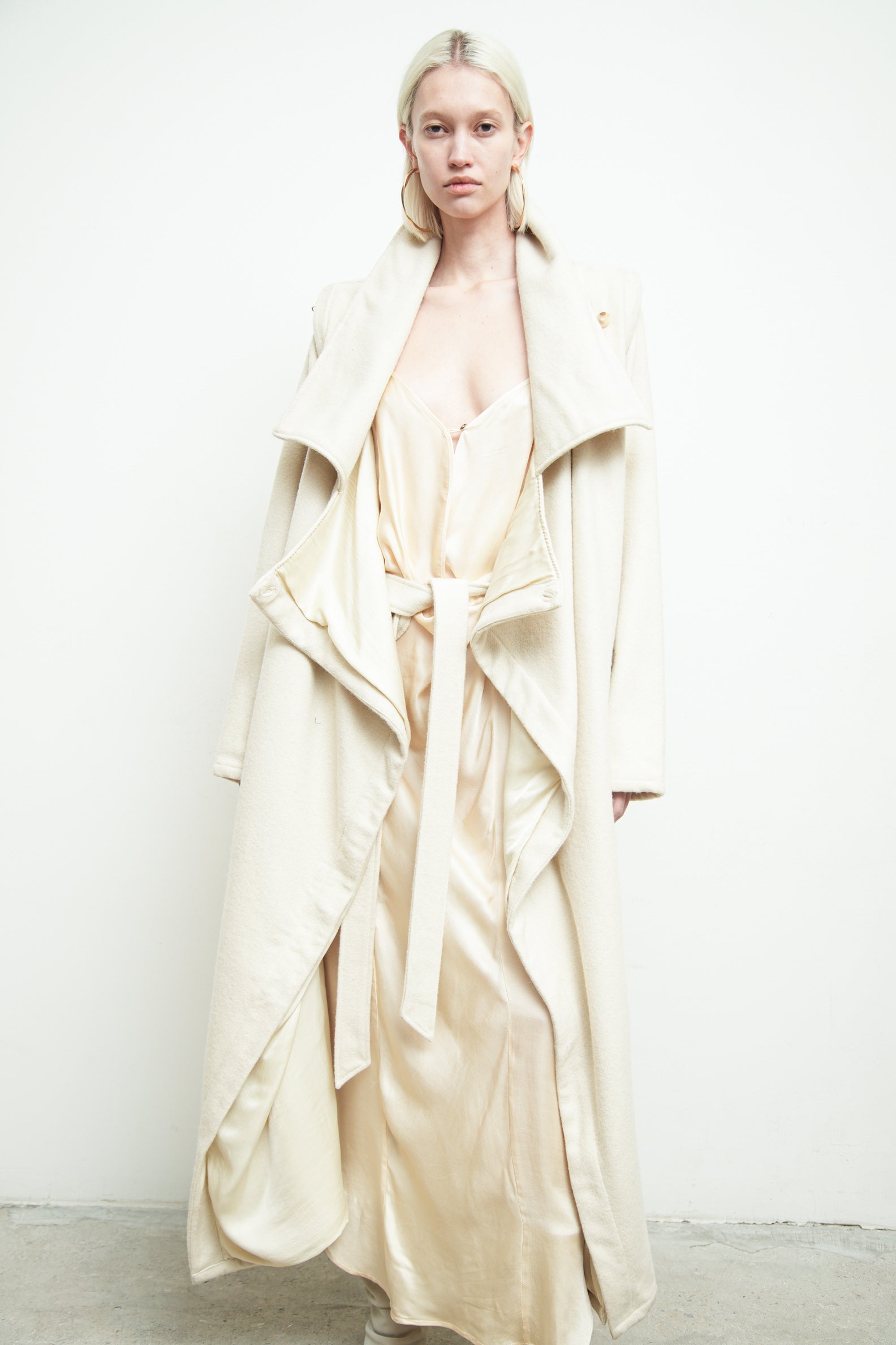 files/O-428E-AnderCoat-Beige-SD-472B-SlipDress-Limestone-09.jpg