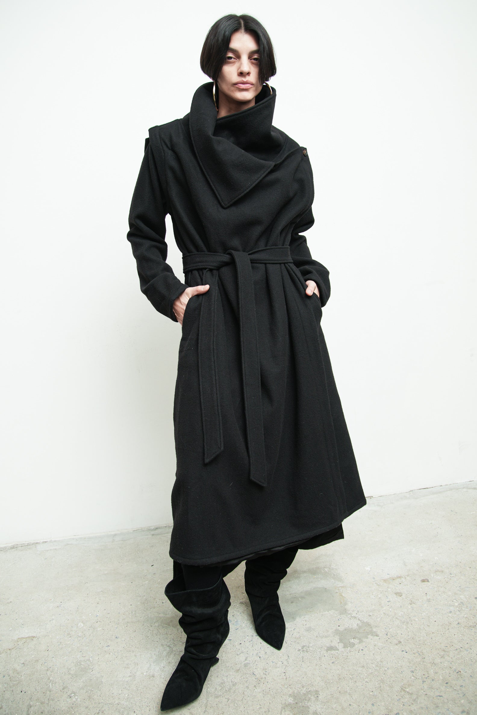 files/O-428E-AnderCoat-Black-01.jpg