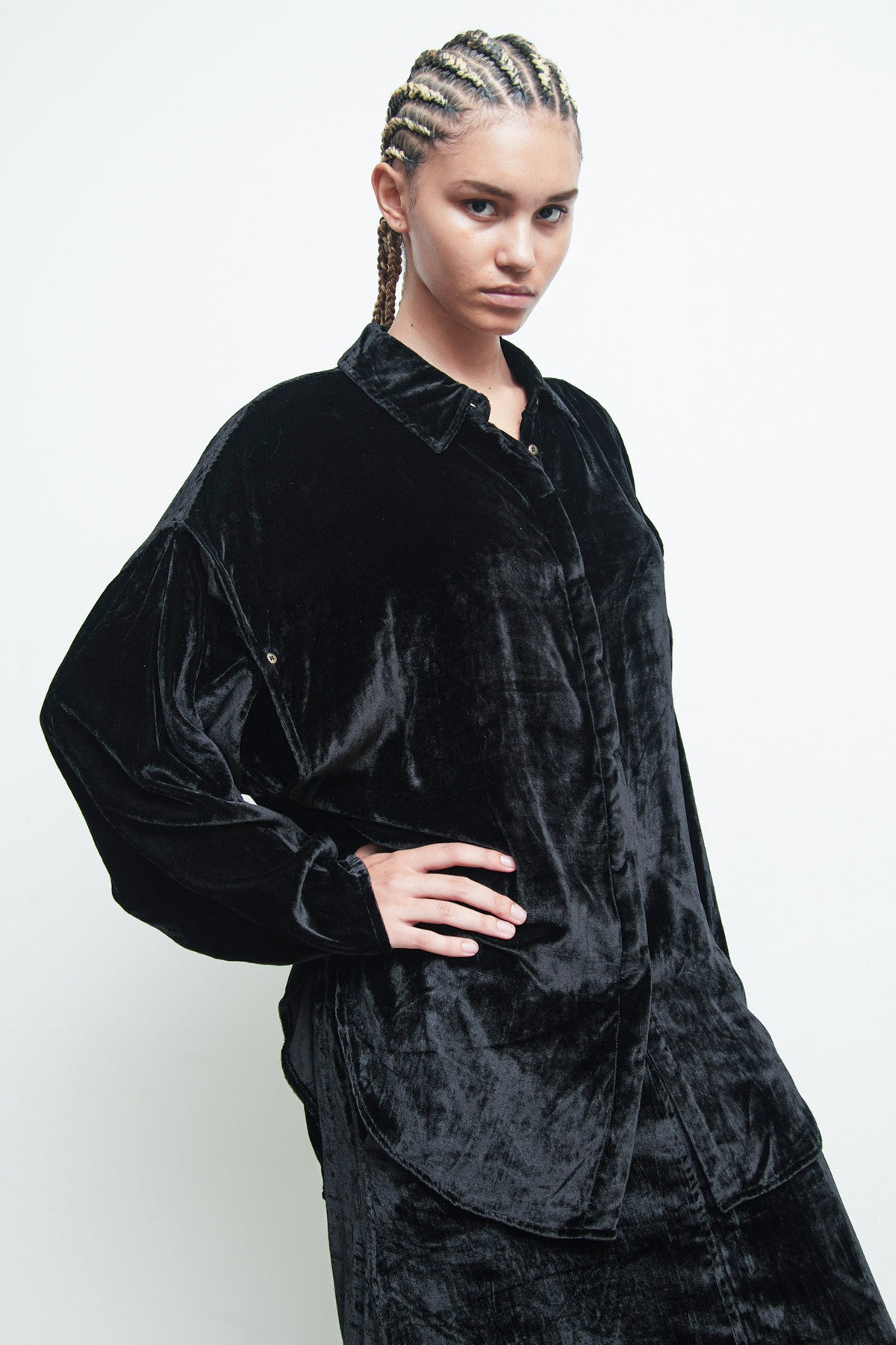 files/O-438C-KilmerJkt-Black-S-350B-KillanShort-Black-09.jpg