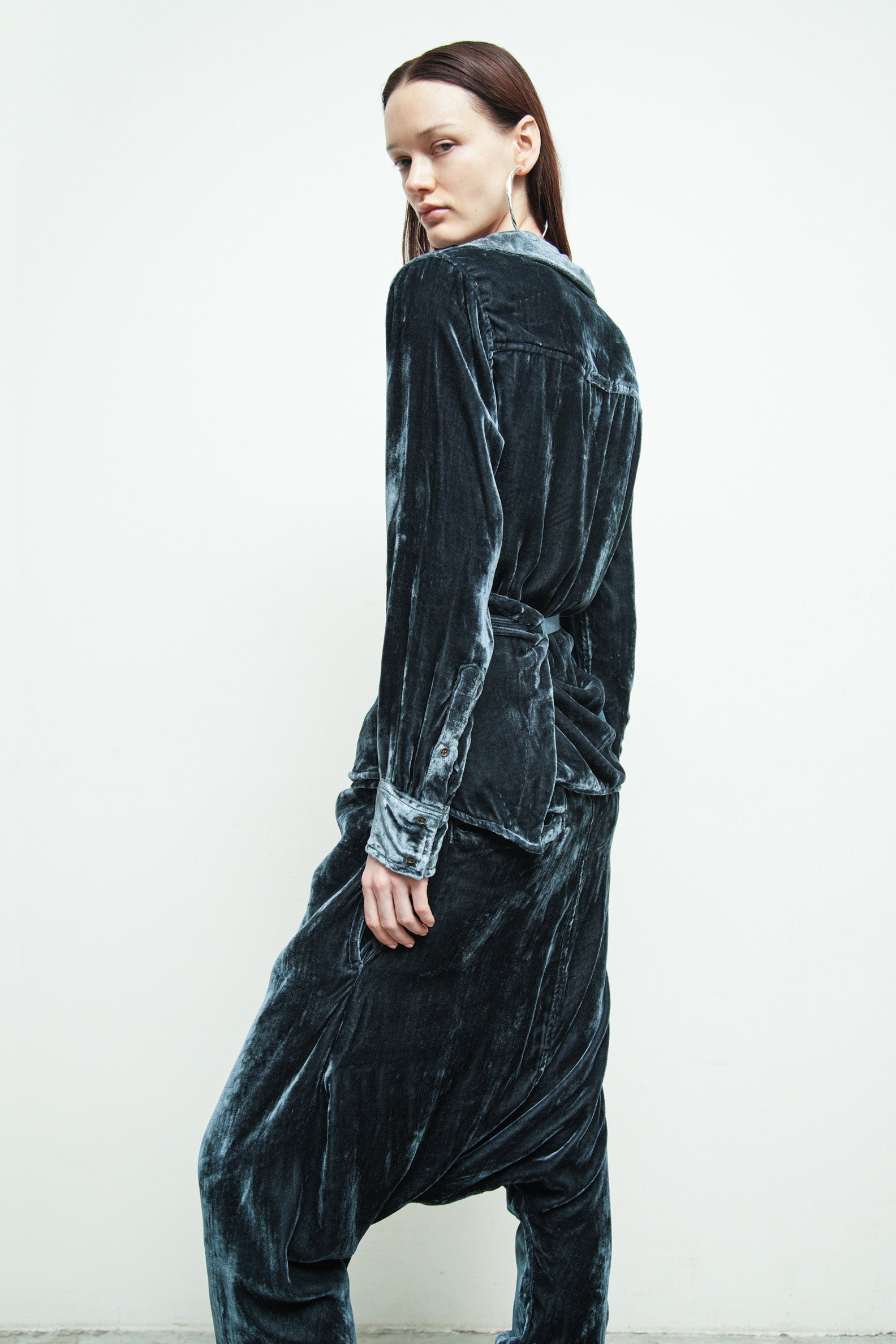 files/S-221R-RouxShirt-Azure-04.jpg