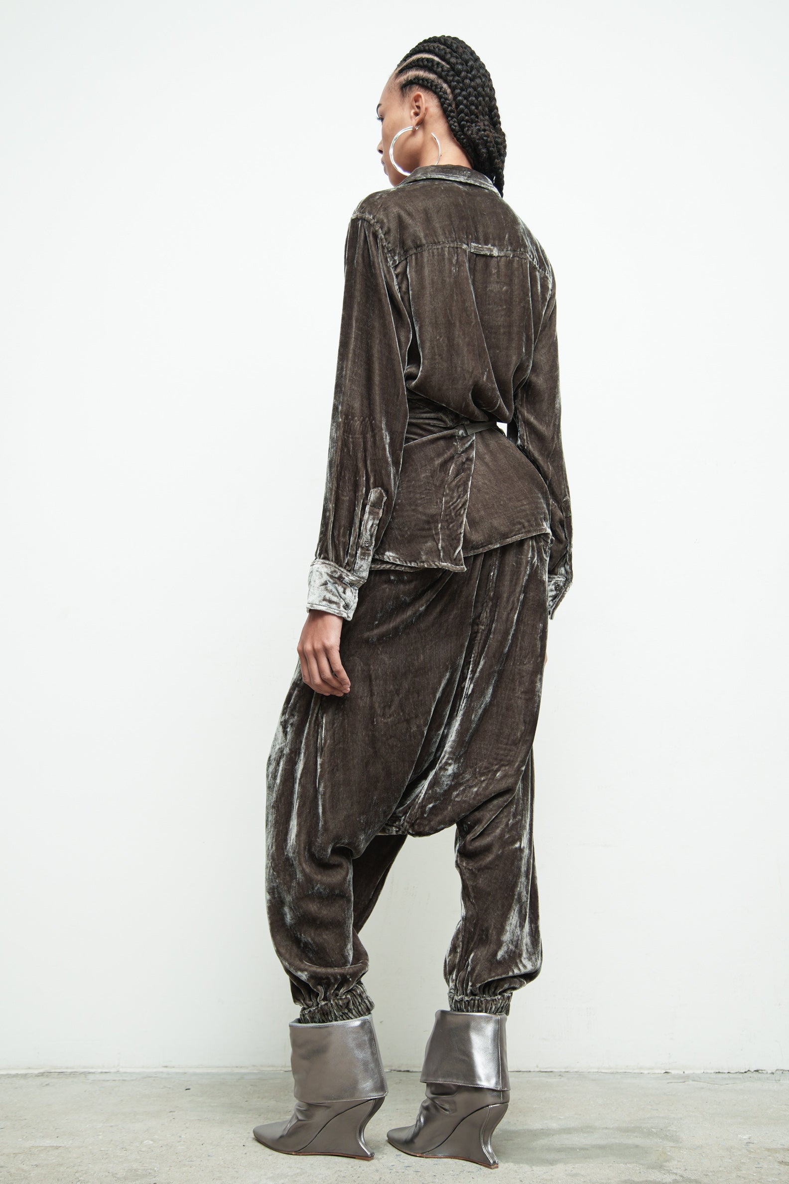 files/S-221R-RouxShirt-Quartz-P-303F-ImanPant-Quartz-010.jpg