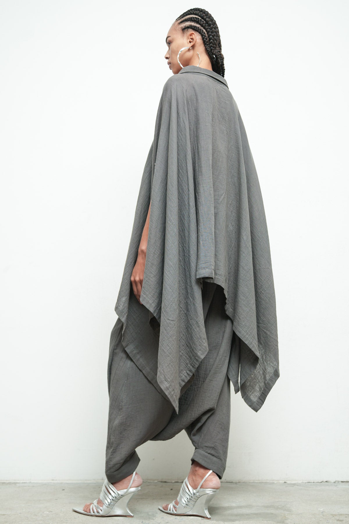 files/S-321A-PonchoShirt-Gunmetal-03.jpg