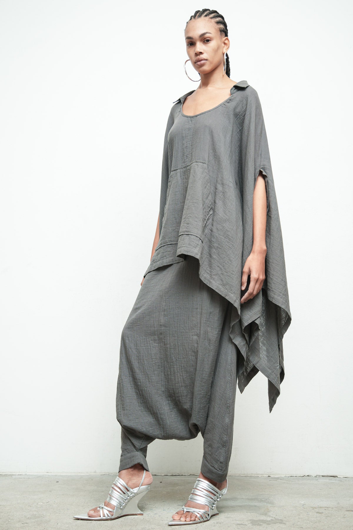 files/S-321A-PonchoShirt-Gunmetal-07.jpg