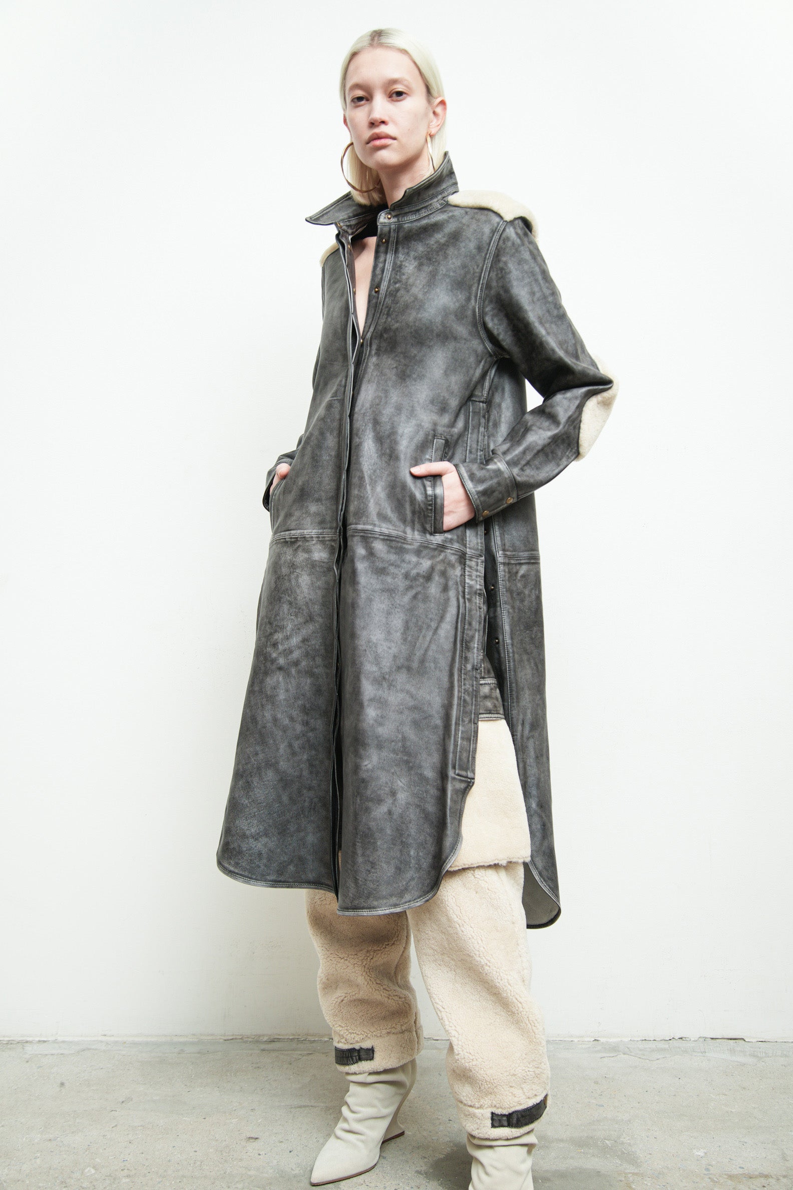 files/S-344C-SylasShirt-BlackBeige-01.jpg