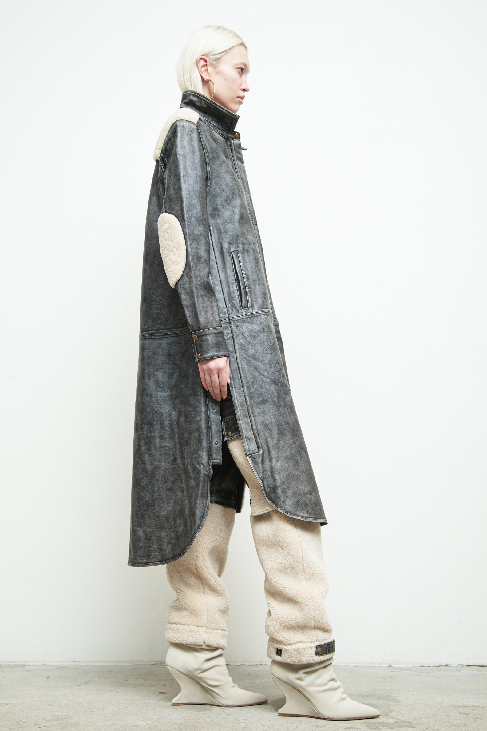 files/S-344C-SylasShirt-BlackBeige-04.jpg