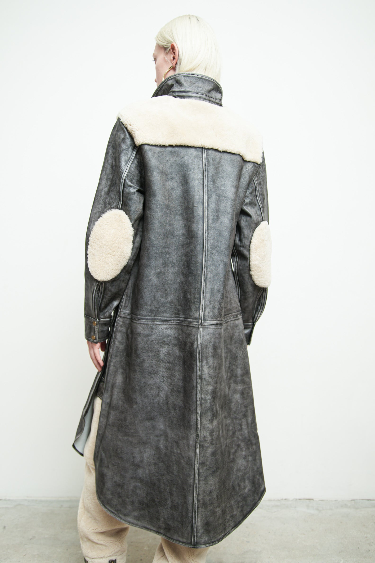 files/S-344C-SylasShirt-BlackBeige-07.jpg