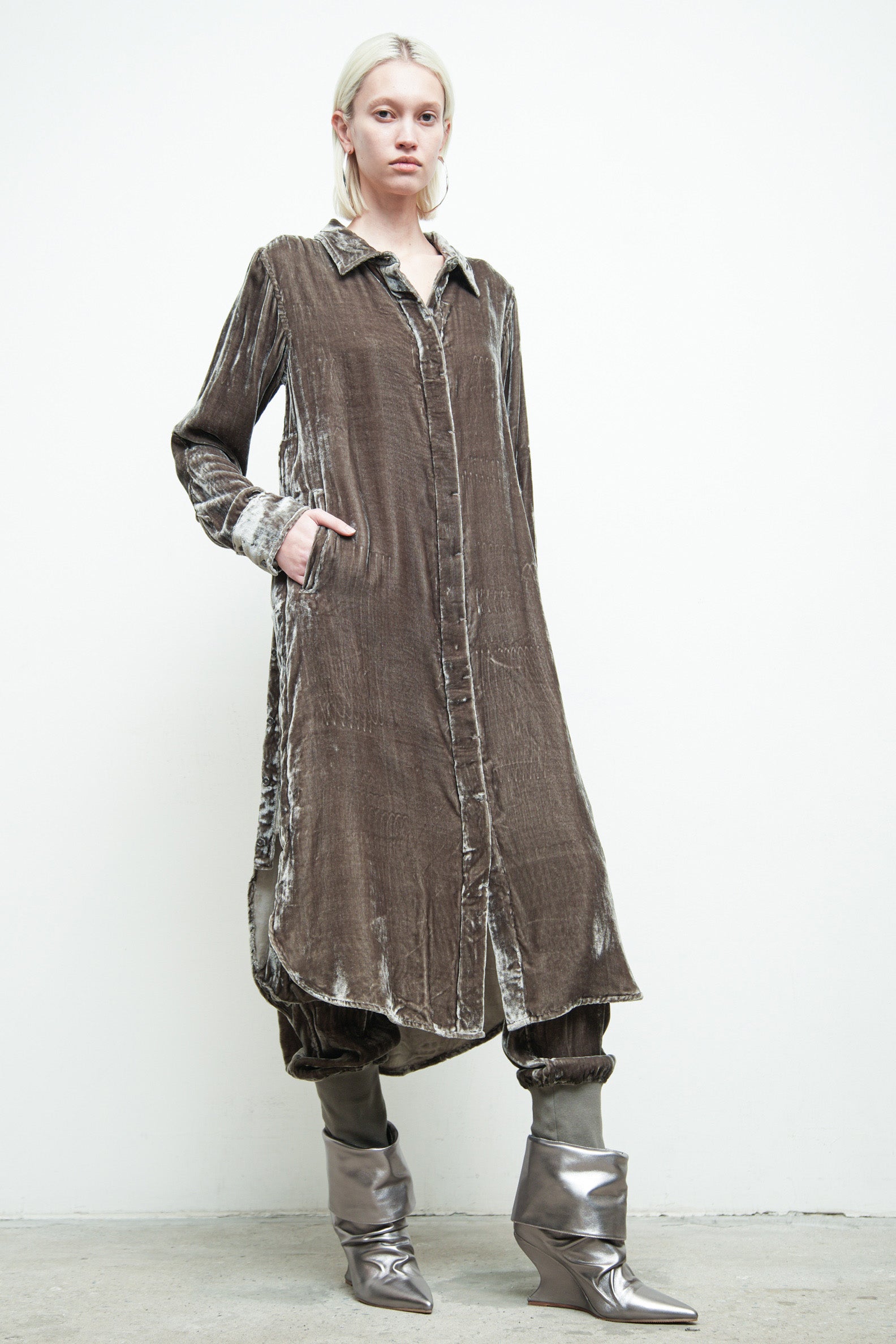 files/S-344F-SylasShirt-Quartz-08.jpg