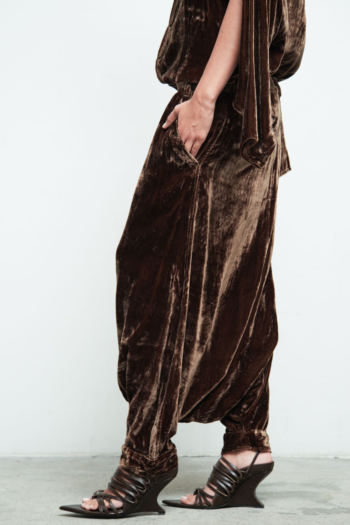 files/S-350B-KillanShirt-Bronze-P-306D-BahaSkant-Bronze-08.jpg