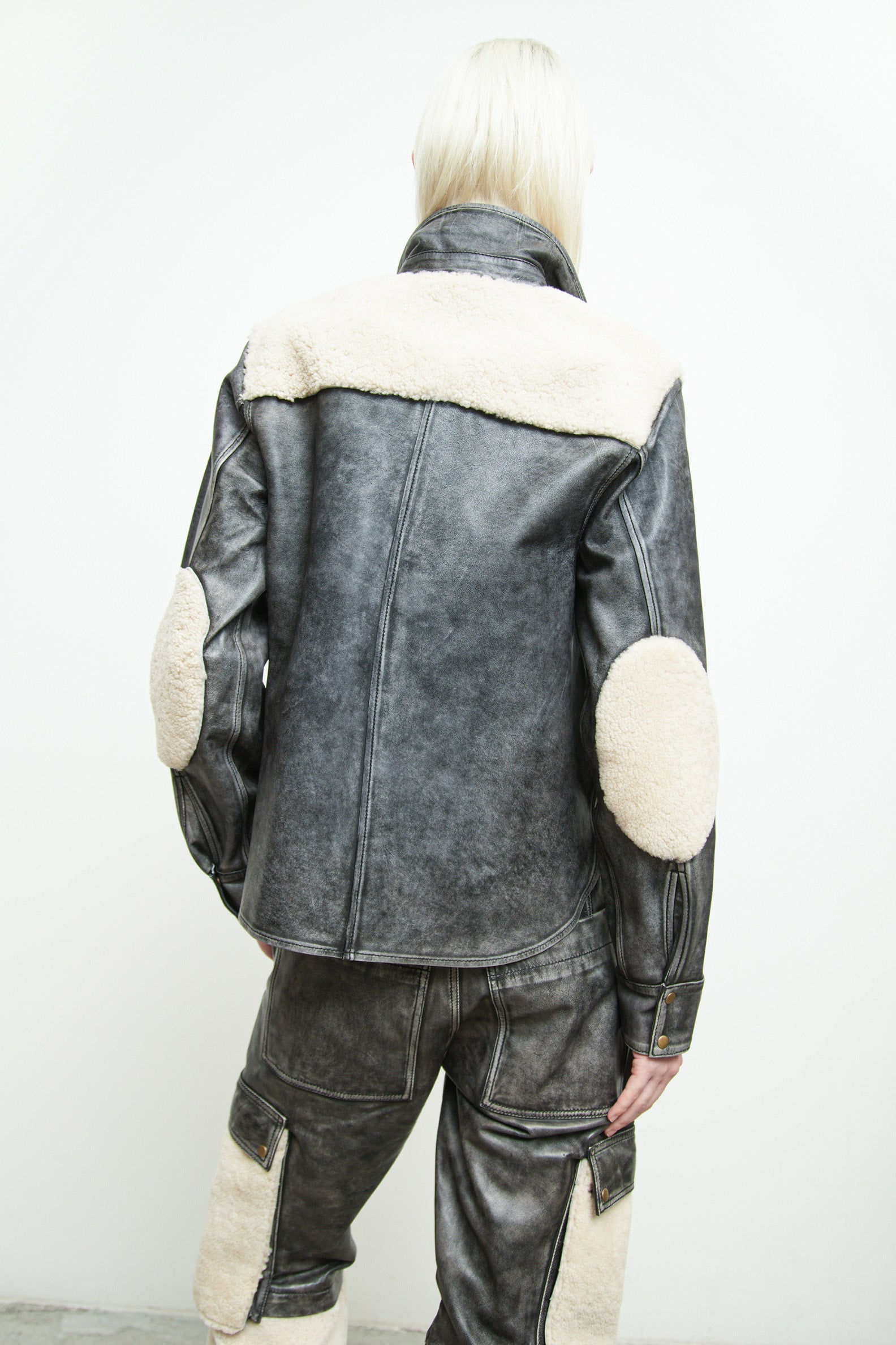files/S-359C-FreyjaShirt-BlackBeige-01.jpg