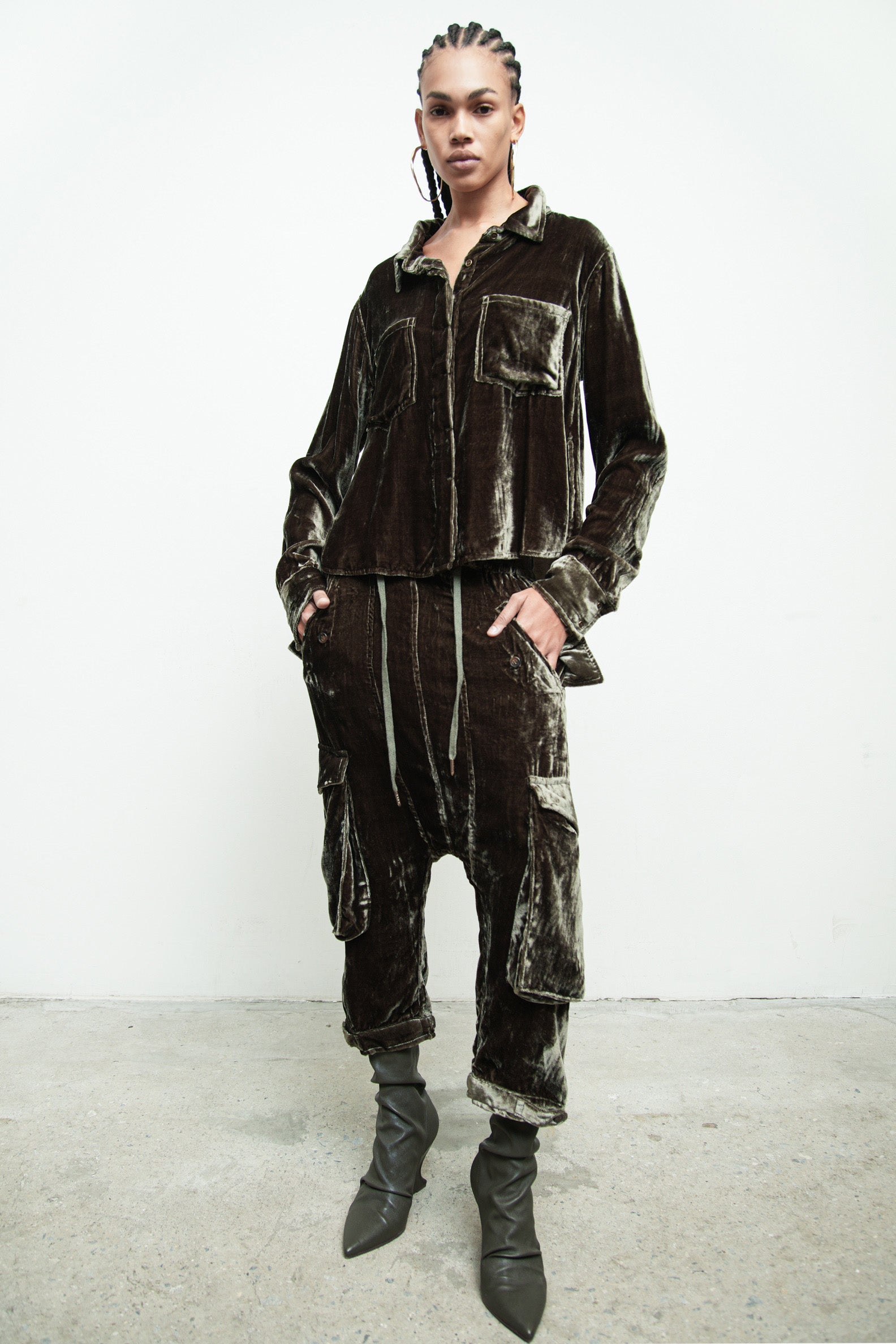 files/S-359F-FreyjaShirt-Moss-02.jpg