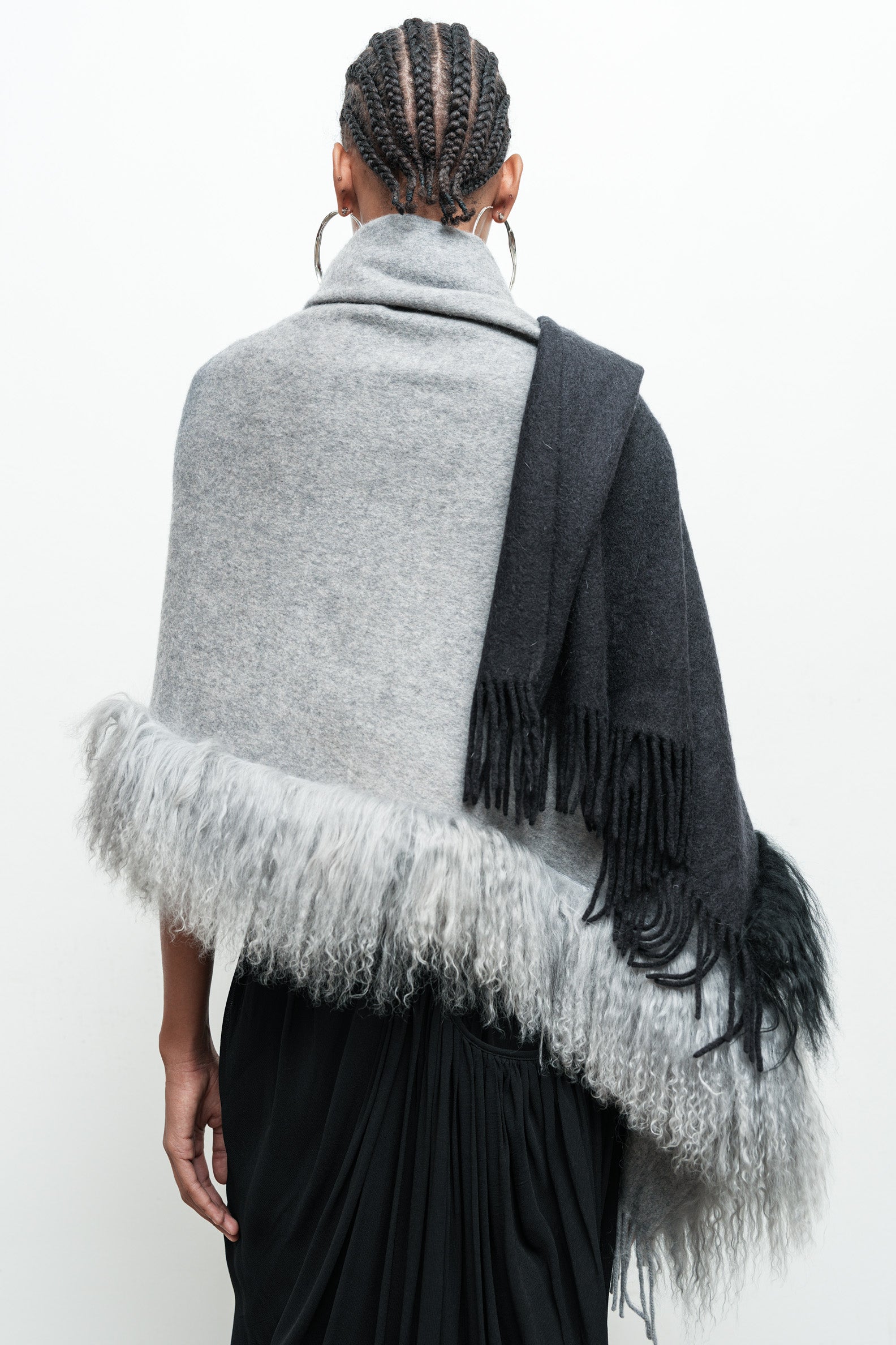 files/SD-343D-LolaDress-Black-A-081C-MongolianScarf-GreyHeatherBlack-04.jpg