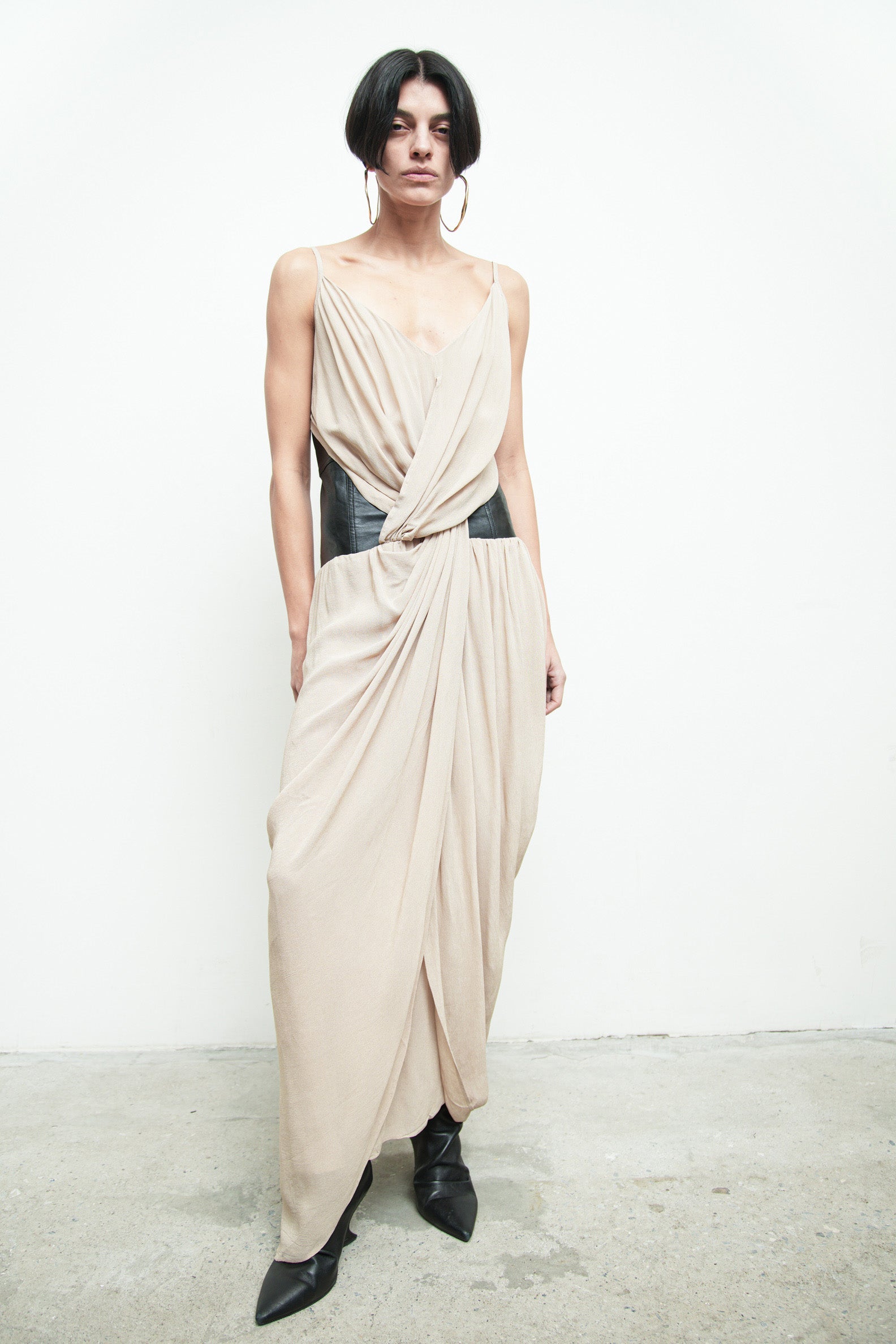 files/SD-343D-LolaDress-LimestoneBlack-05.jpg