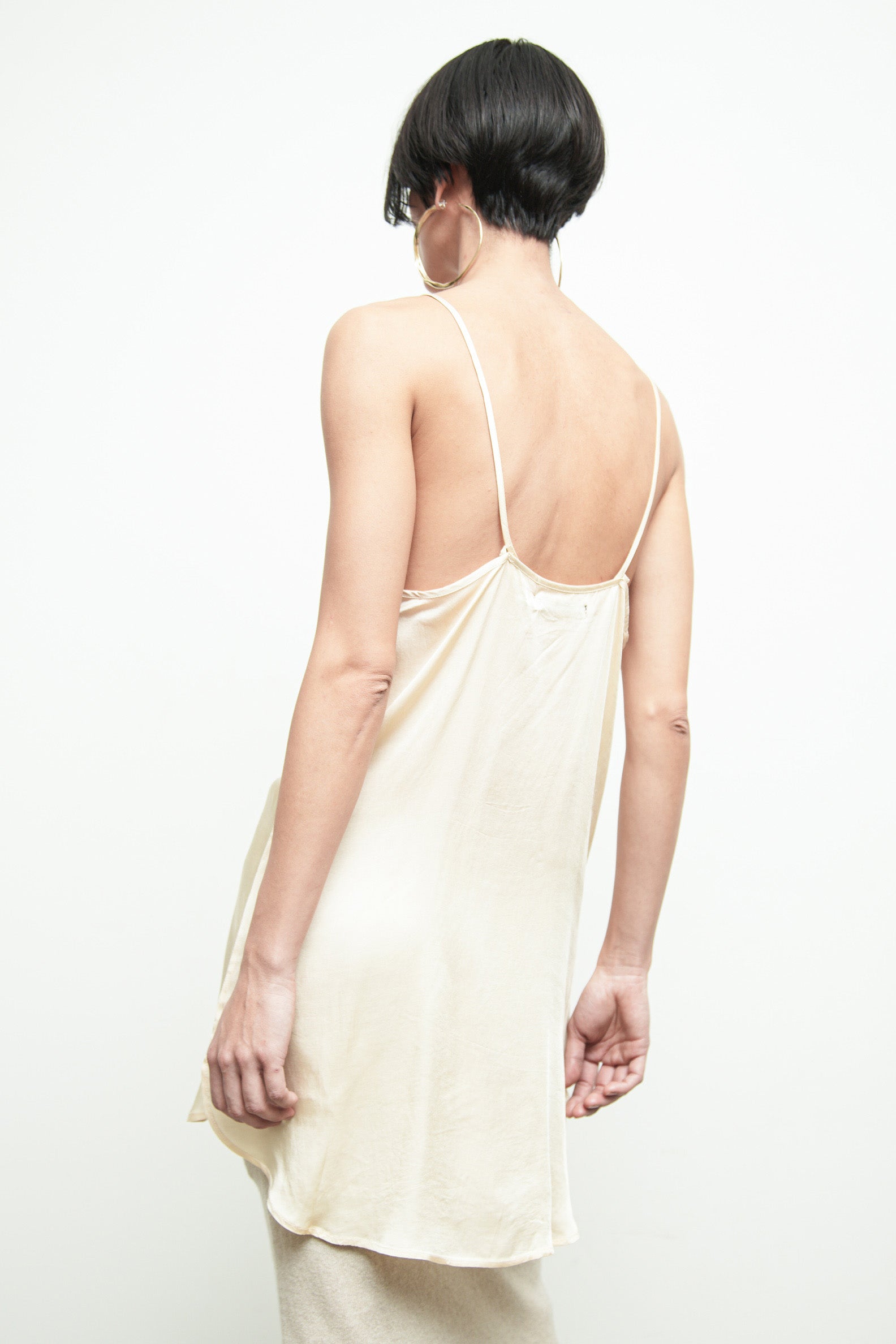 files/SD-437E-SlipCami-Limestone-06.jpg