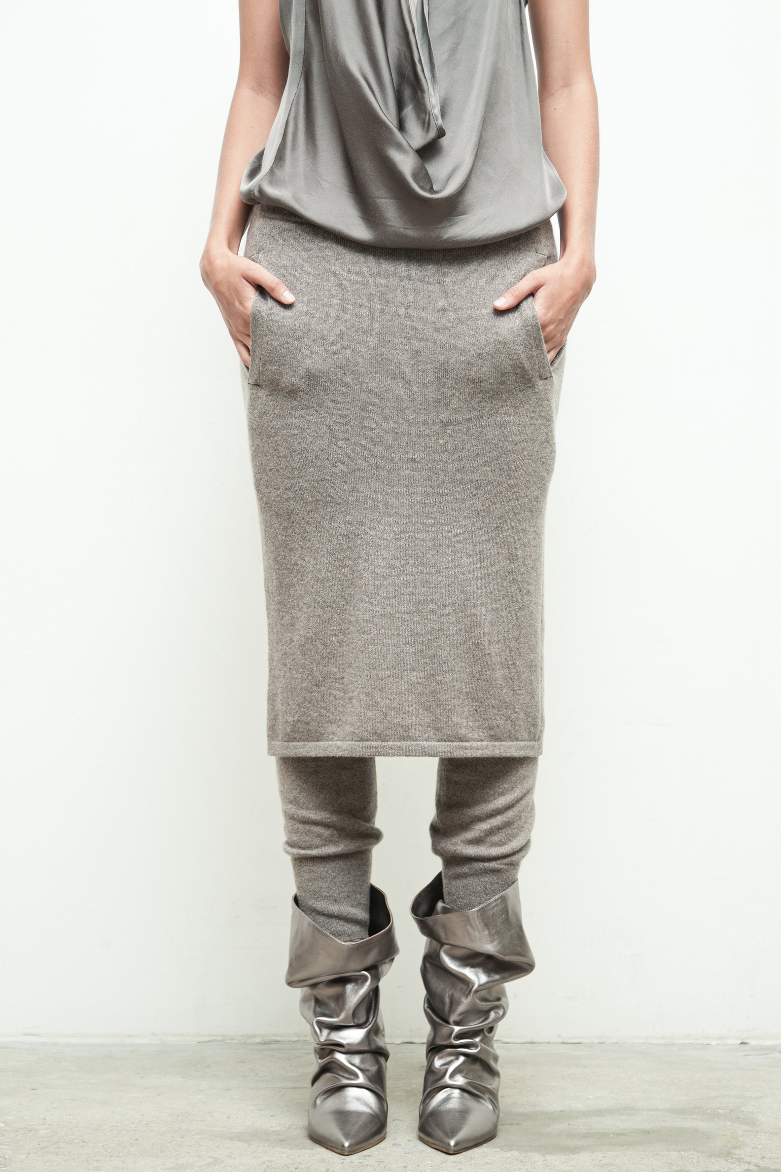 files/SD-473-SlipCami-Quartz-KP-355-DekkerSkirtPant-Vapor-01.jpg