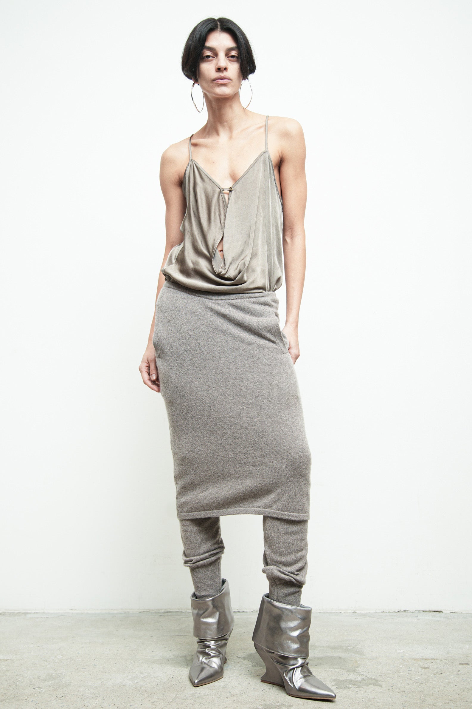 files/SD-473E-SlipCami-Quartz-KP-355-DekkerSkirtpant-Vapor-06.jpg