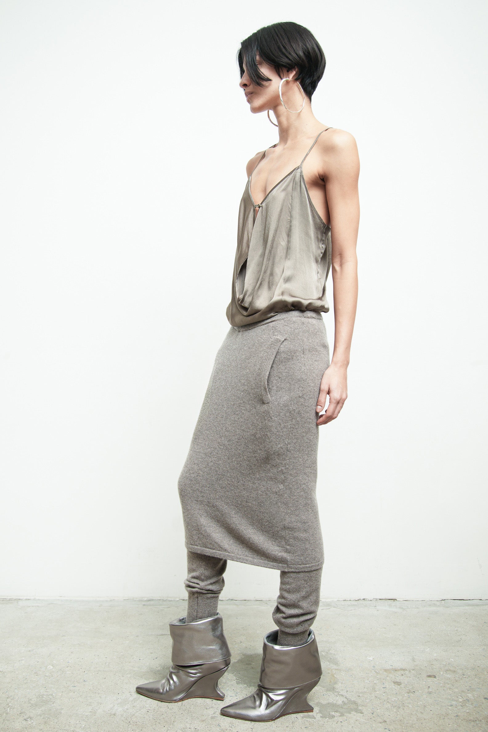 files/SD-473E-SlipCami-Quartz-KP-355-DekkerSkirtpant-Vapor-08.jpg