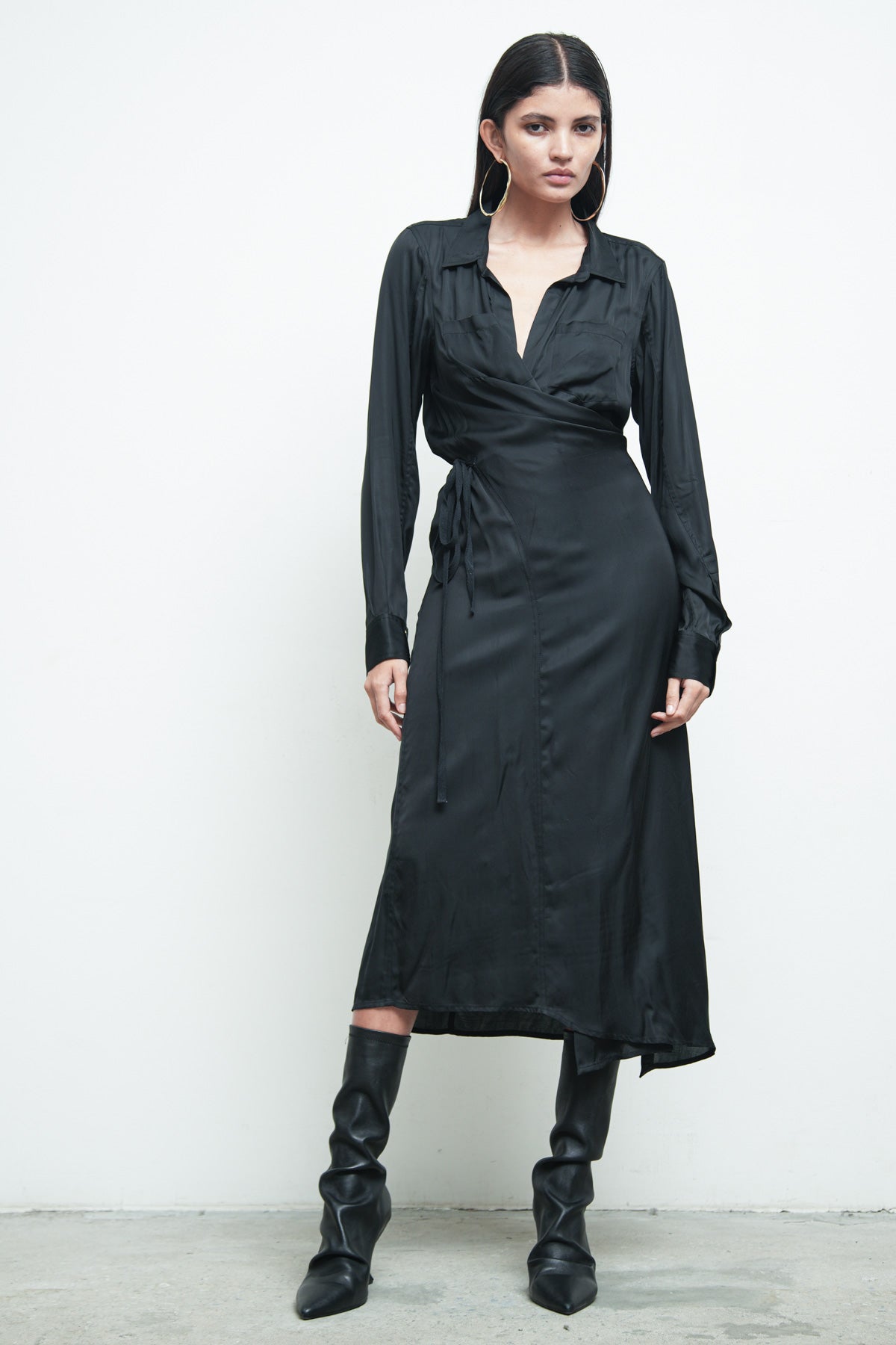 files/SD-648A-VedaDress-Black-a-03.jpg