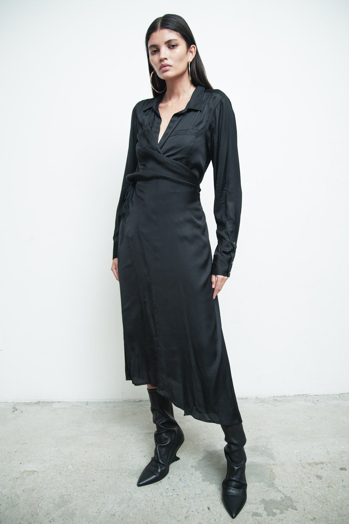 files/SD-648A-VedaDress-Black-a-04.jpg