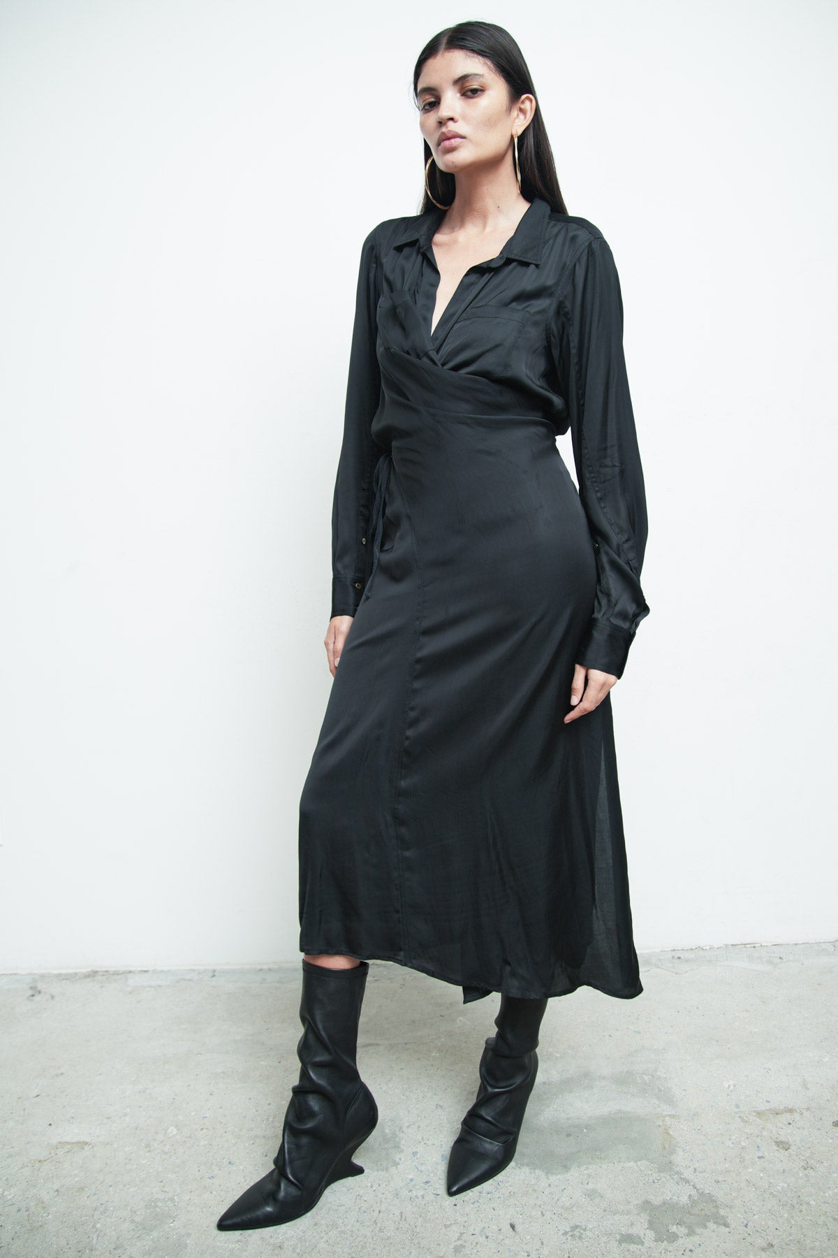files/SD-648A-VedaDress-Black-a-05.jpg