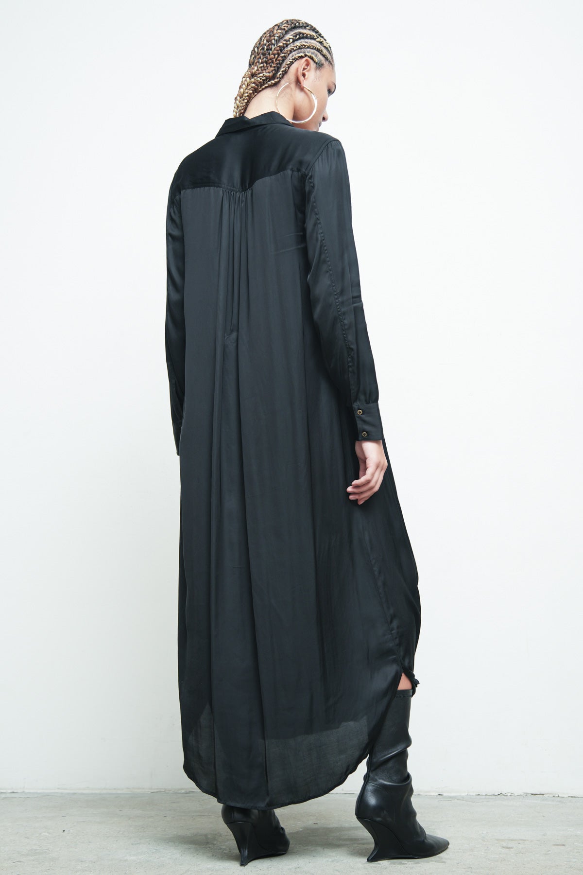 files/SD-649-RuseDress-Black-02.jpg