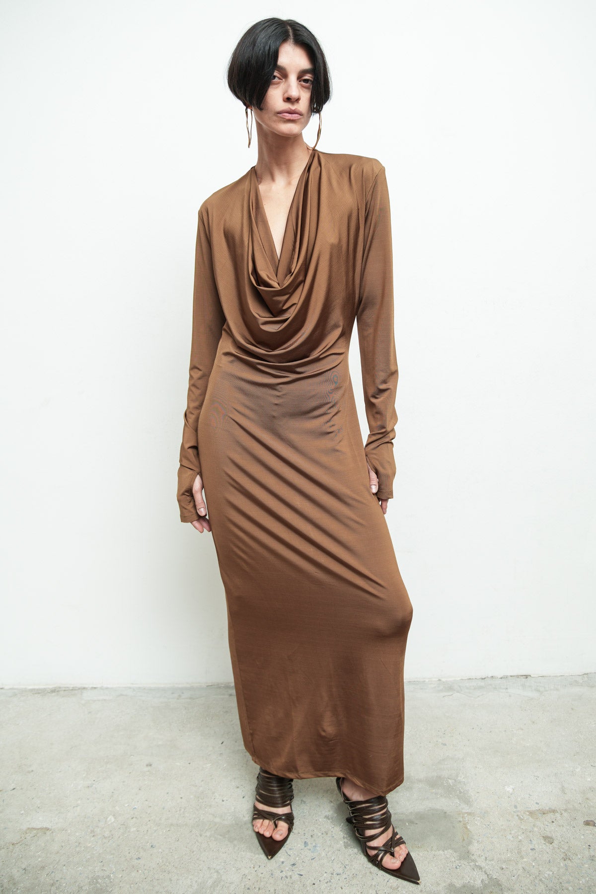 files/SD-650-TeoDress-Bronze-06_697137d5-b35d-4fc1-9054-ff8660b41826.jpg