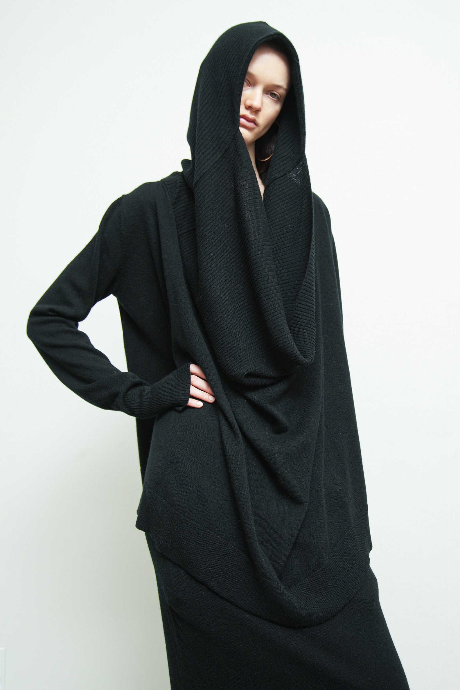 files/SW-319M-MarcoHoody-Blk-08.jpg