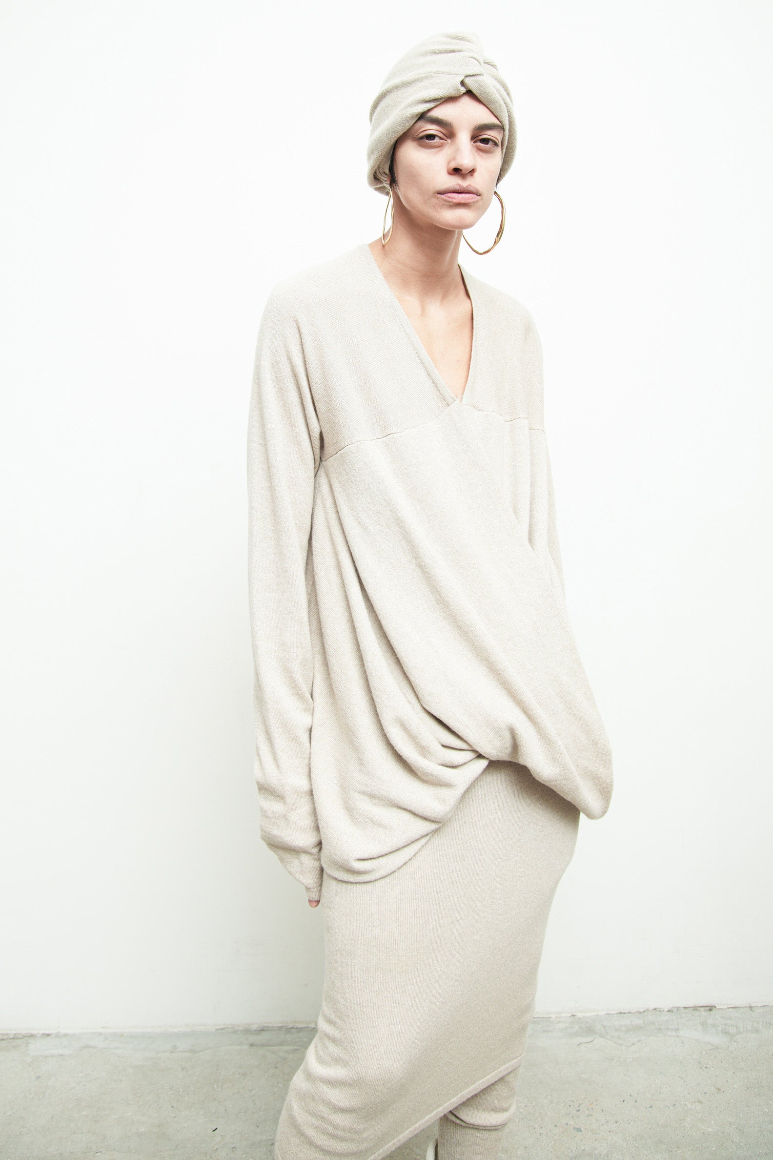 files/SW-483-CiskaSweater-OatmealHeather-04.jpg