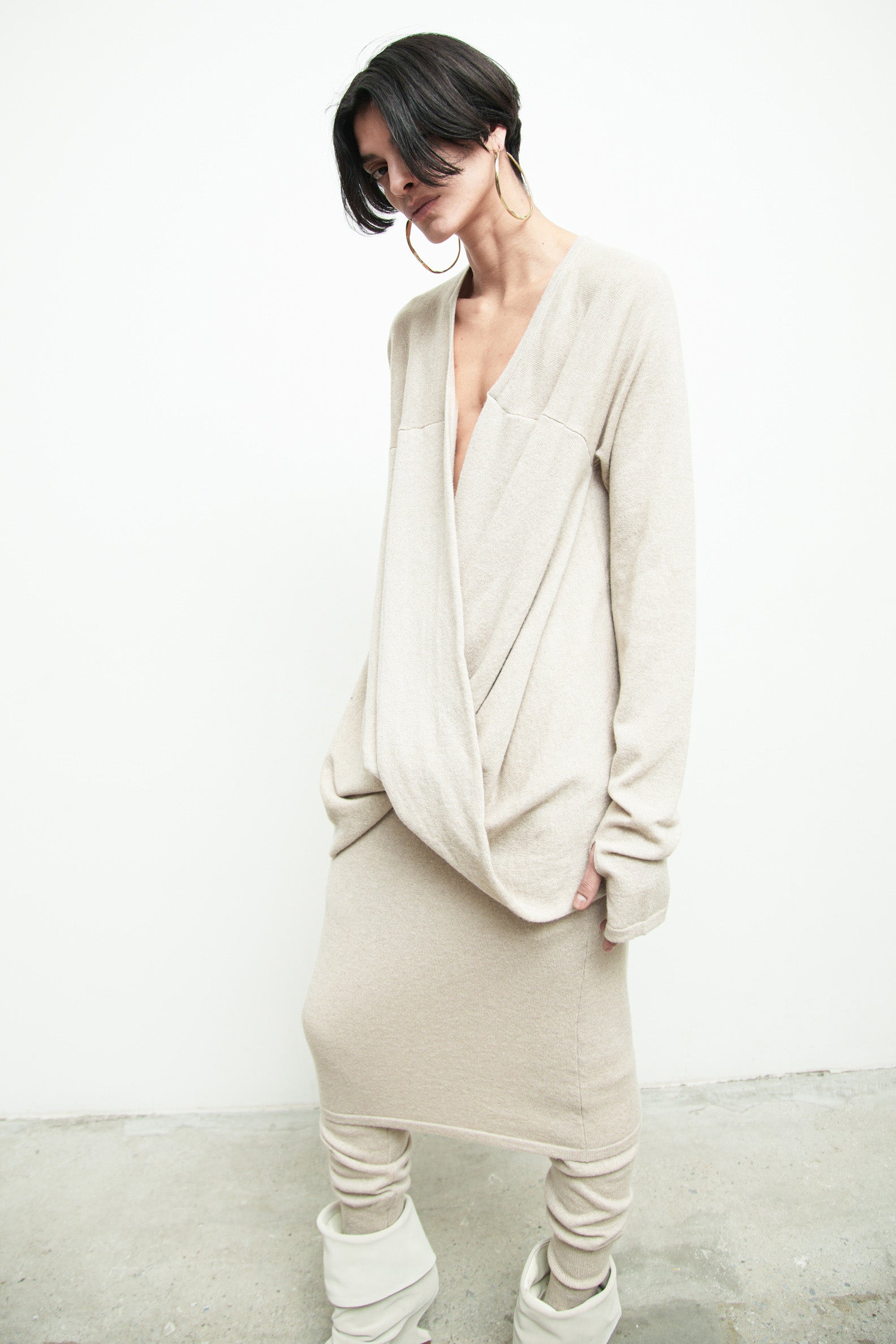 files/SW-483-CiskaSweater-OatmealHeather-07.jpg