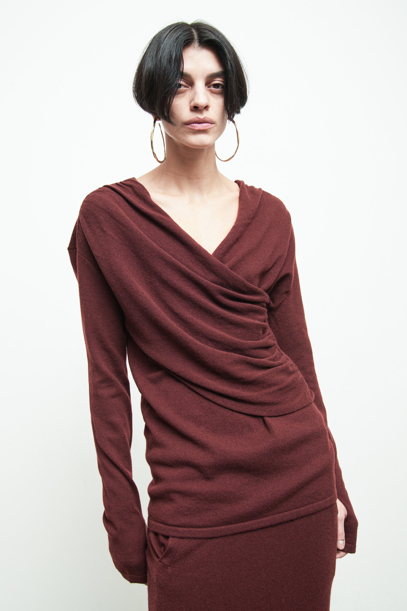 files/SW-486-OpalSweater-Burgundy-02.jpg