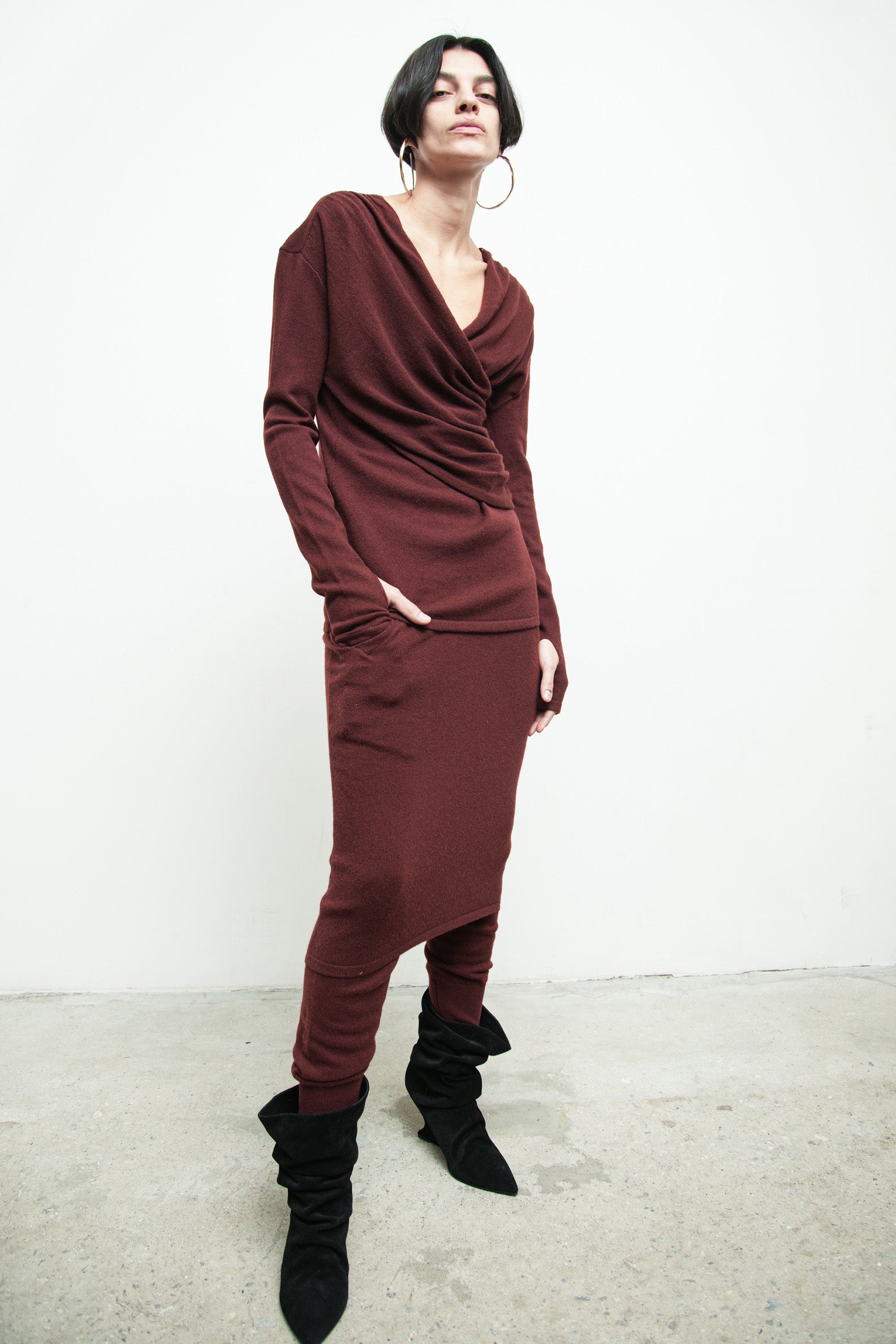 files/SW-486-OpalSweater-Burgundy-07.jpg