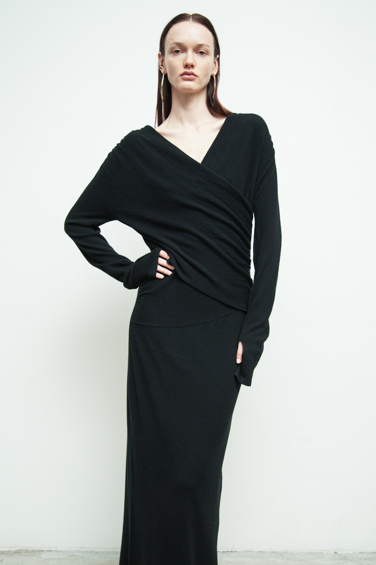 files/SW-487-OpalSweaterDress-Blk-06.jpg