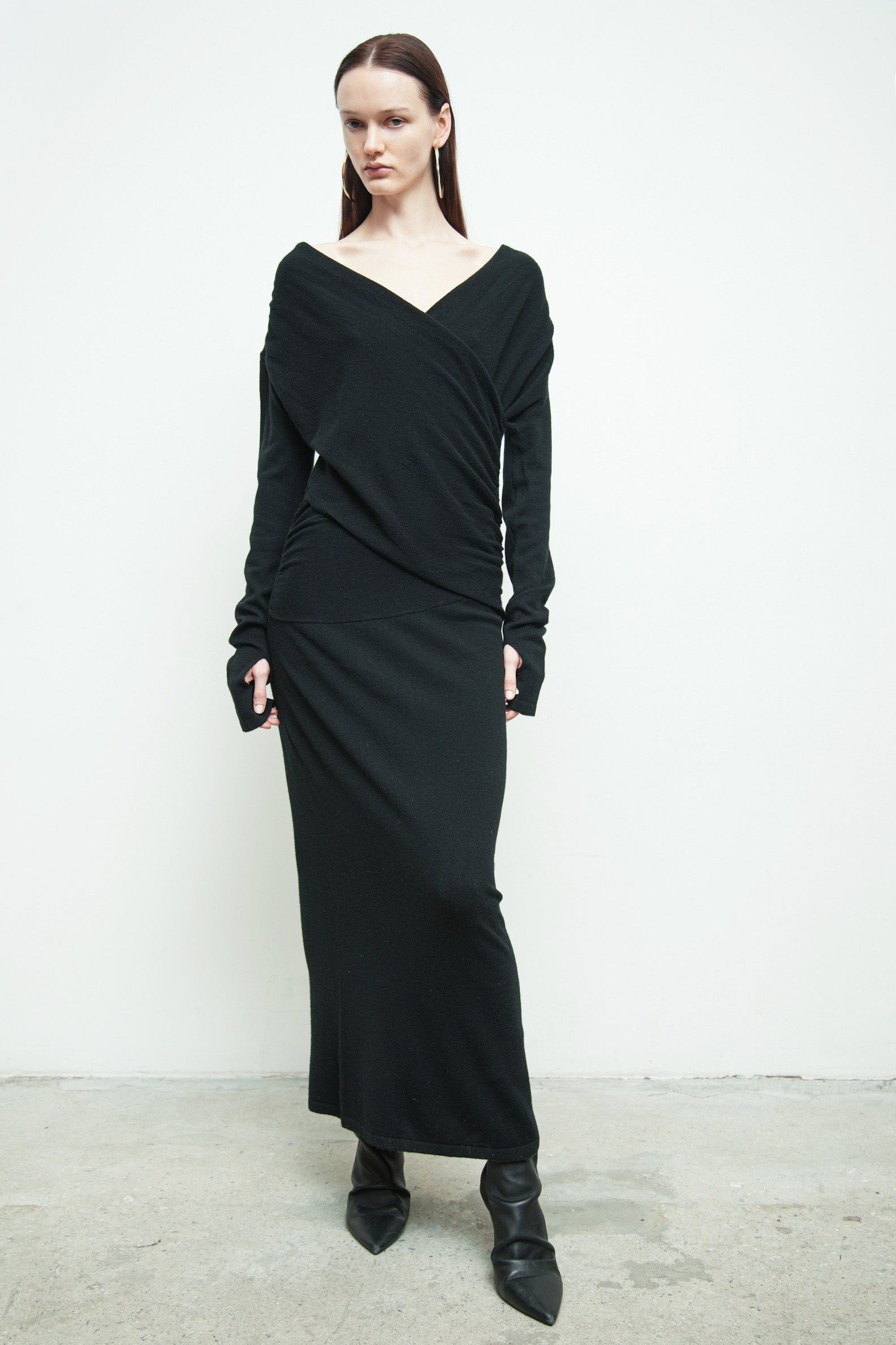 files/SW-487-OpalSweaterDress-Blk-08.jpg