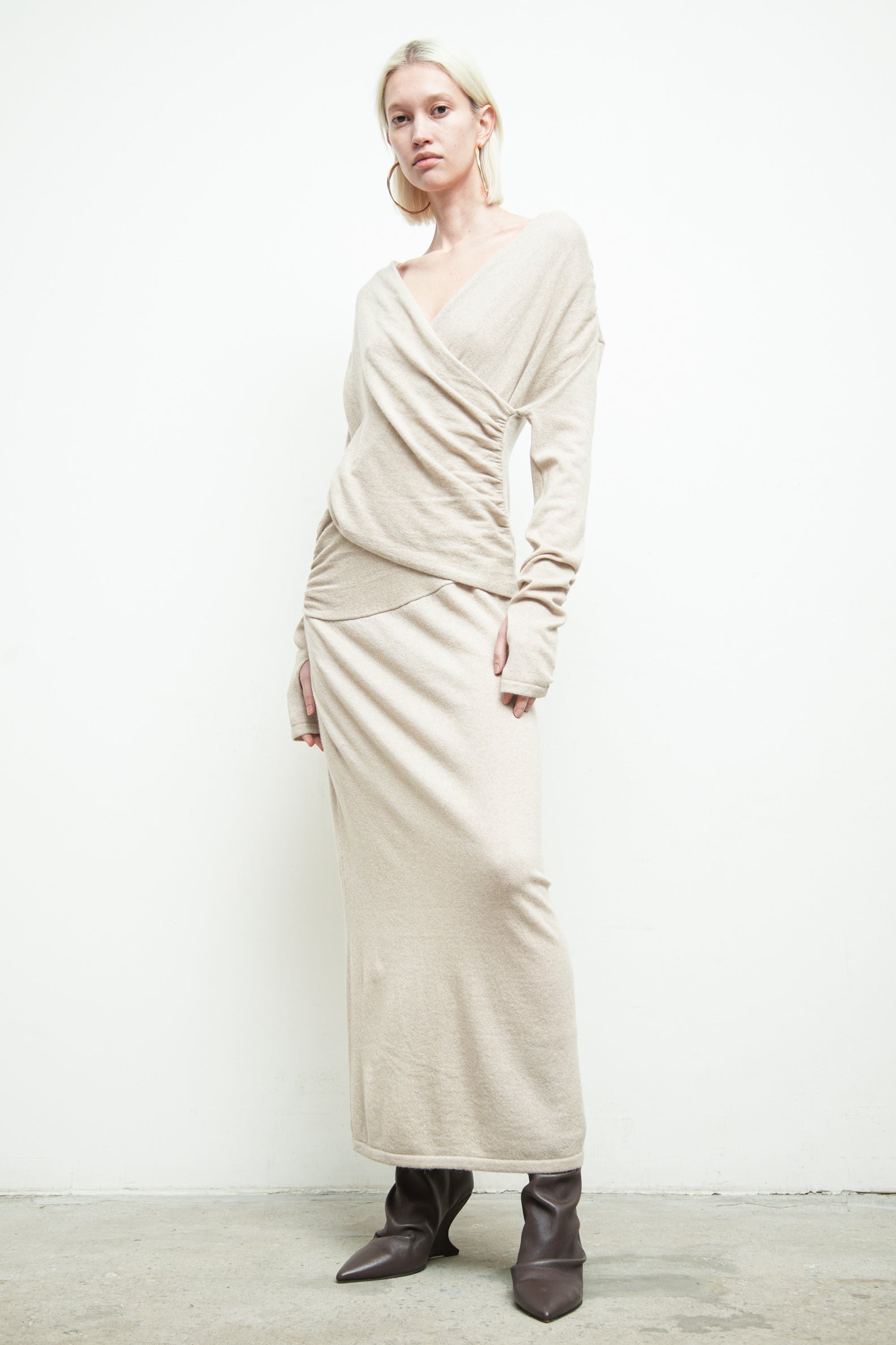 files/SW-487-OpalSweaterDress-OatmealHeather-03.jpg