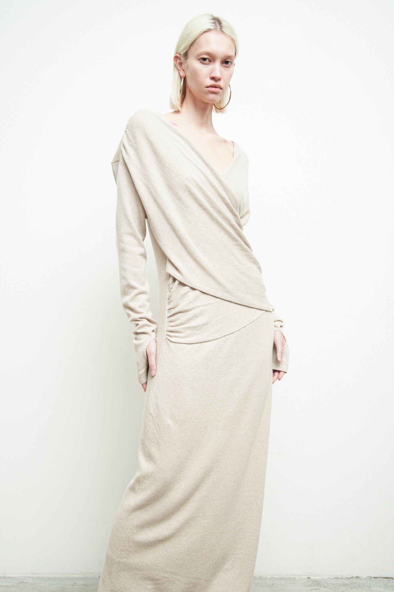files/SW-487-OpalSweaterDress-OatmealHeather-05.jpg