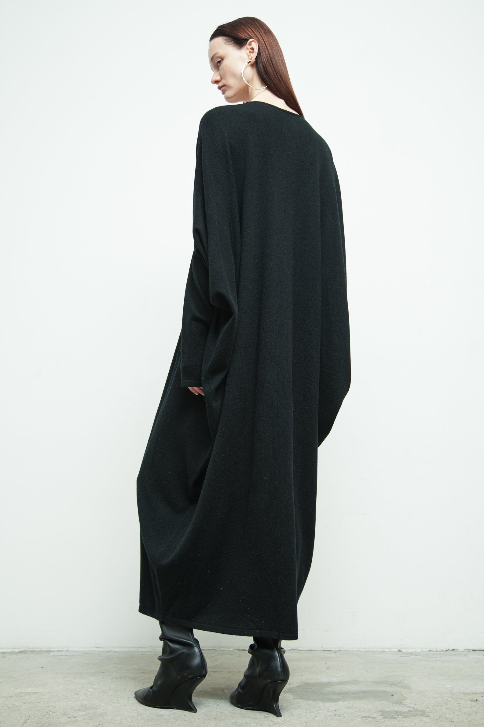 files/SW-491-DemeterDress-Blk-03.jpg
